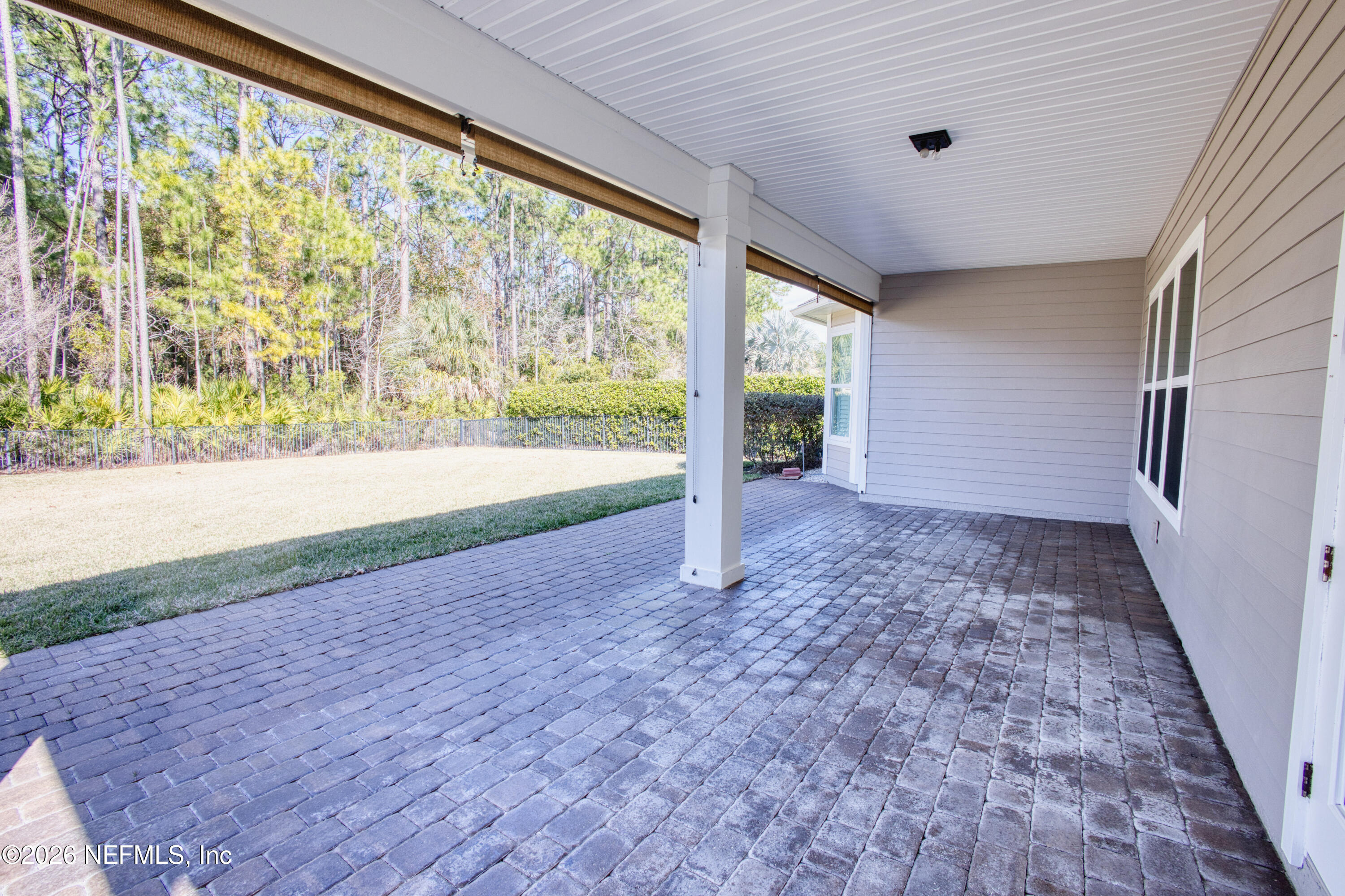 3800 CROSSVIEW Drive