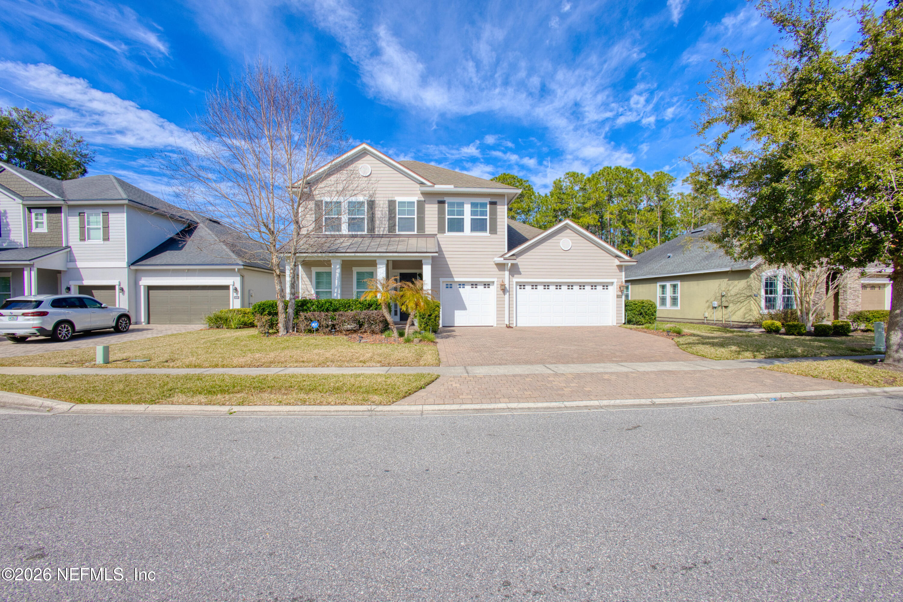 3800 CROSSVIEW Drive