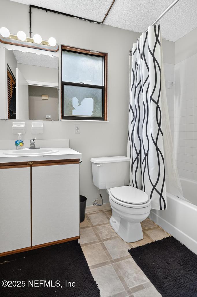 7750 WYNDWOOD Drive, St. Johns