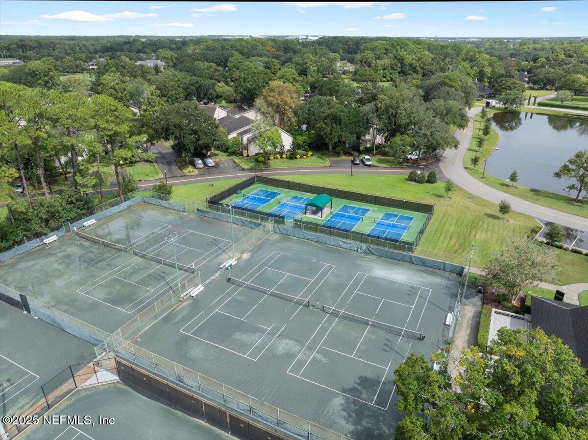 7992 GREEN GLADE Road