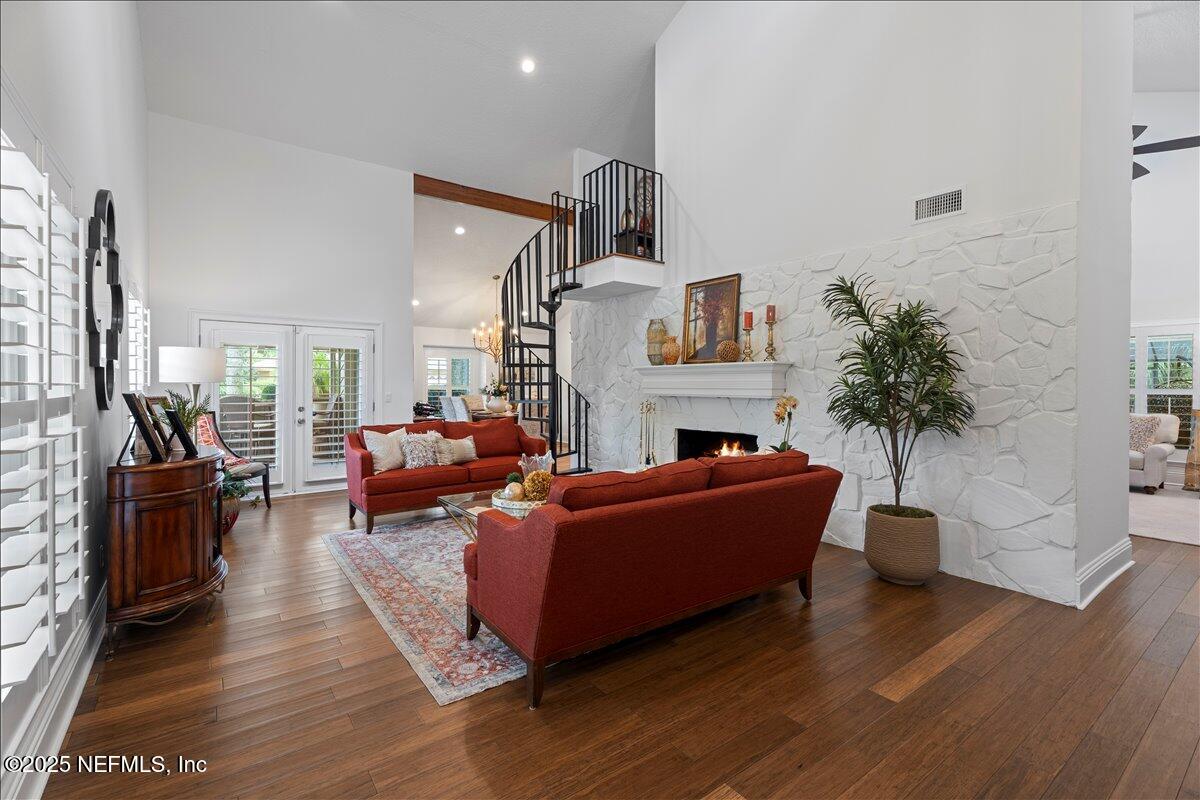 7992 GREEN GLADE Road