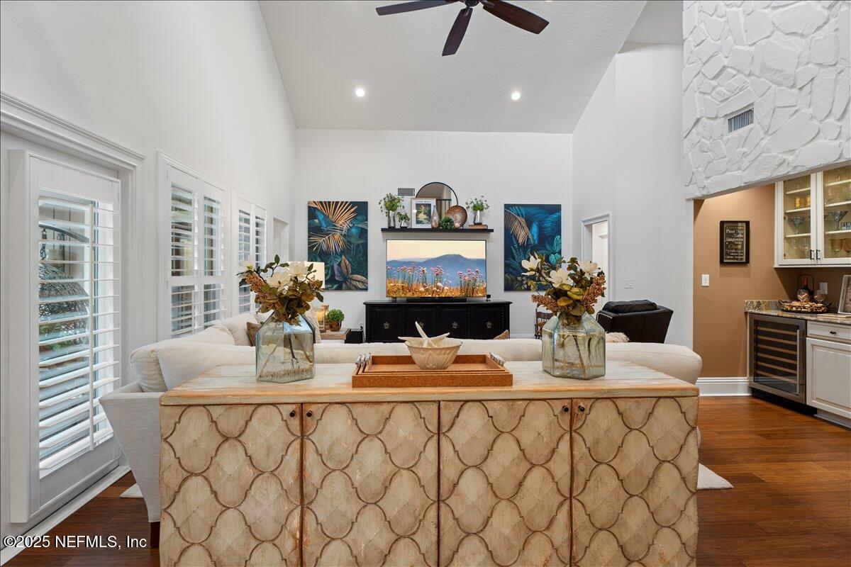 7992 GREEN GLADE Road