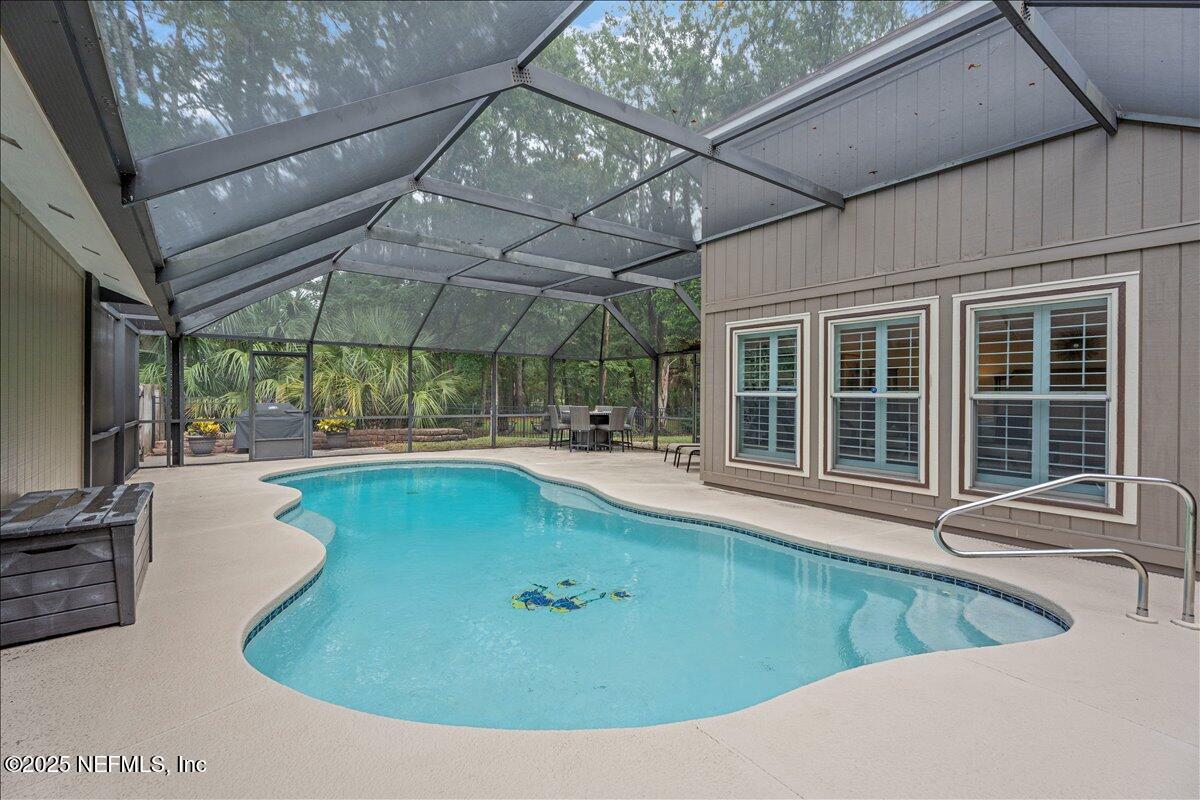 7992 GREEN GLADE Road