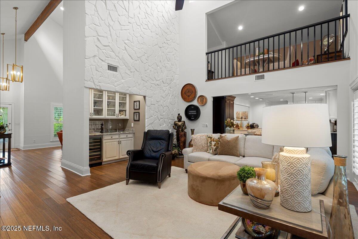 7992 GREEN GLADE Road