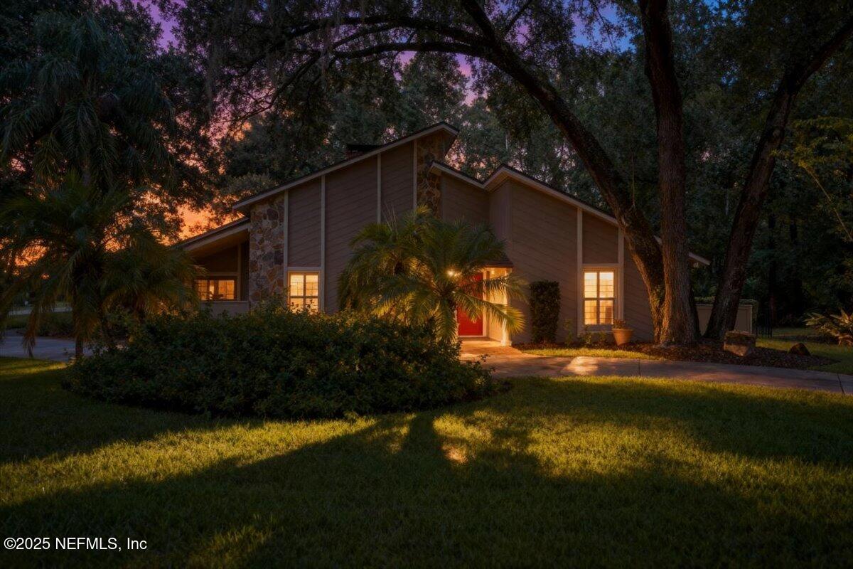 7992 GREEN GLADE Road