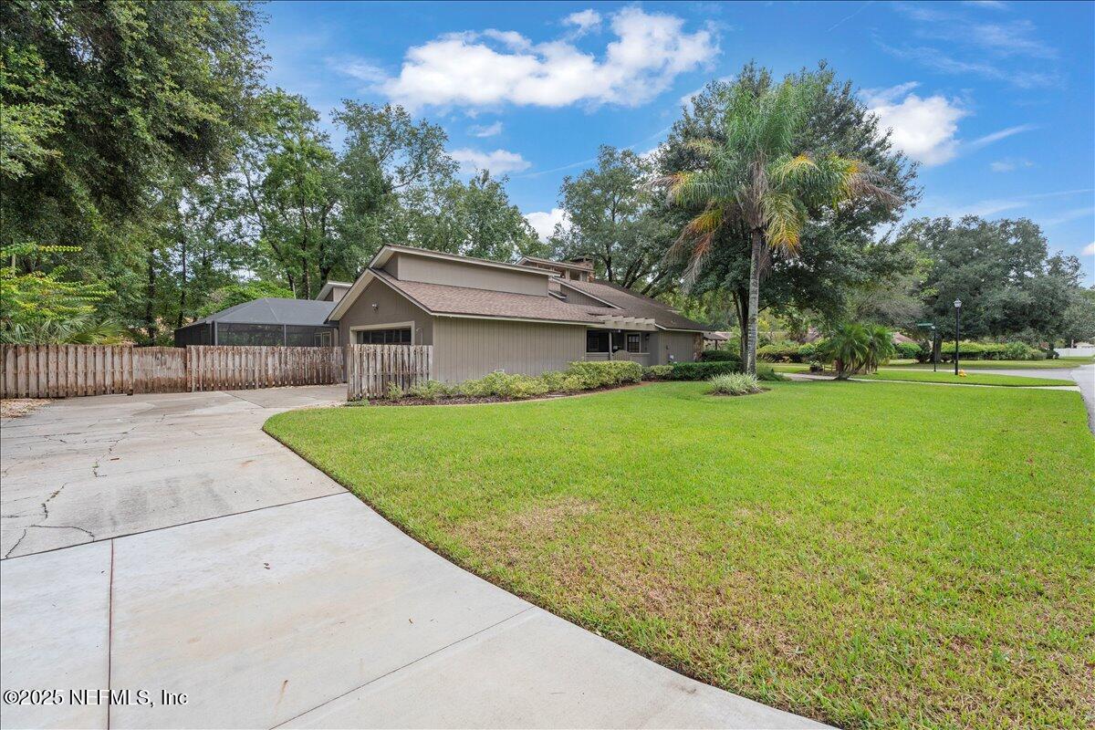 7992 GREEN GLADE Road