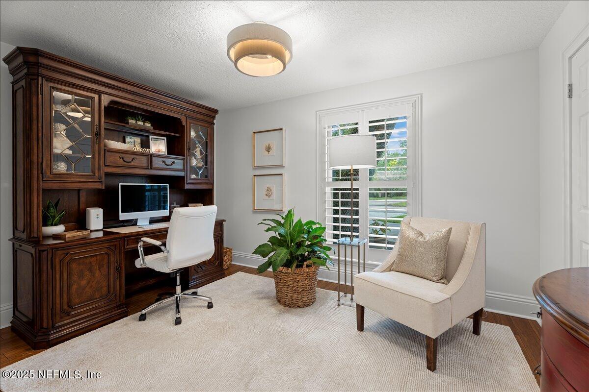 7992 GREEN GLADE Road