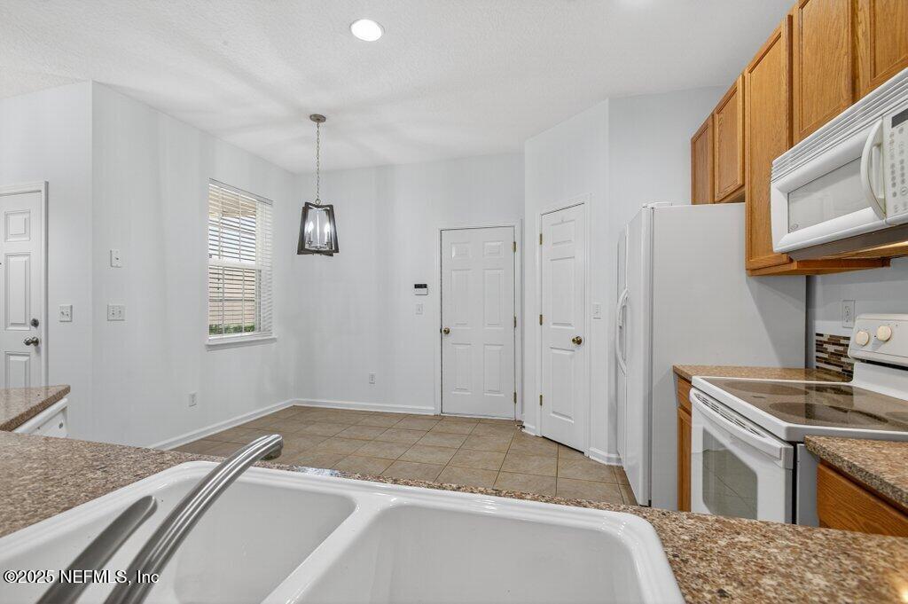 12301 KERNAN FOREST Boulevard, 1604