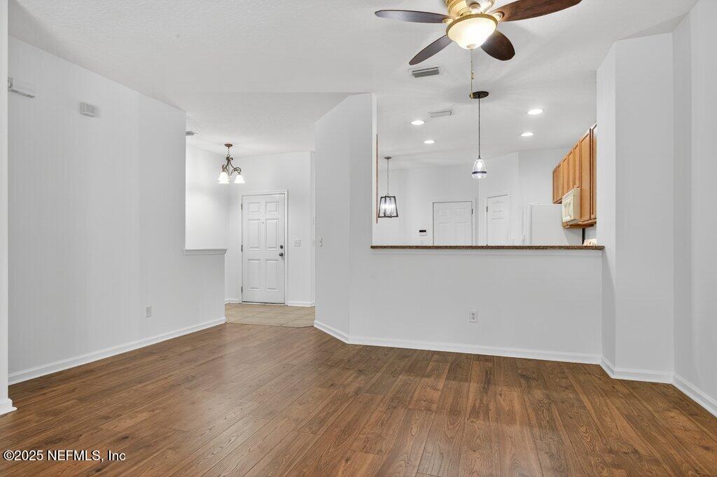 12301 KERNAN FOREST Boulevard, 1604