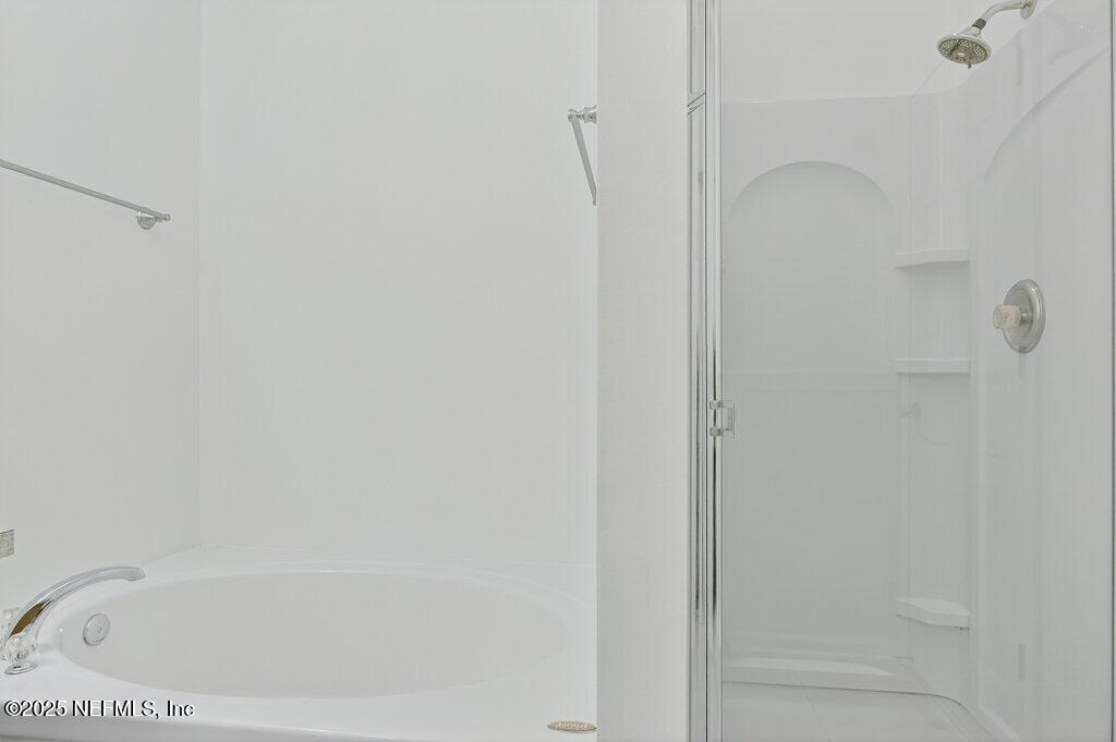 12301 KERNAN FOREST Boulevard, 1604