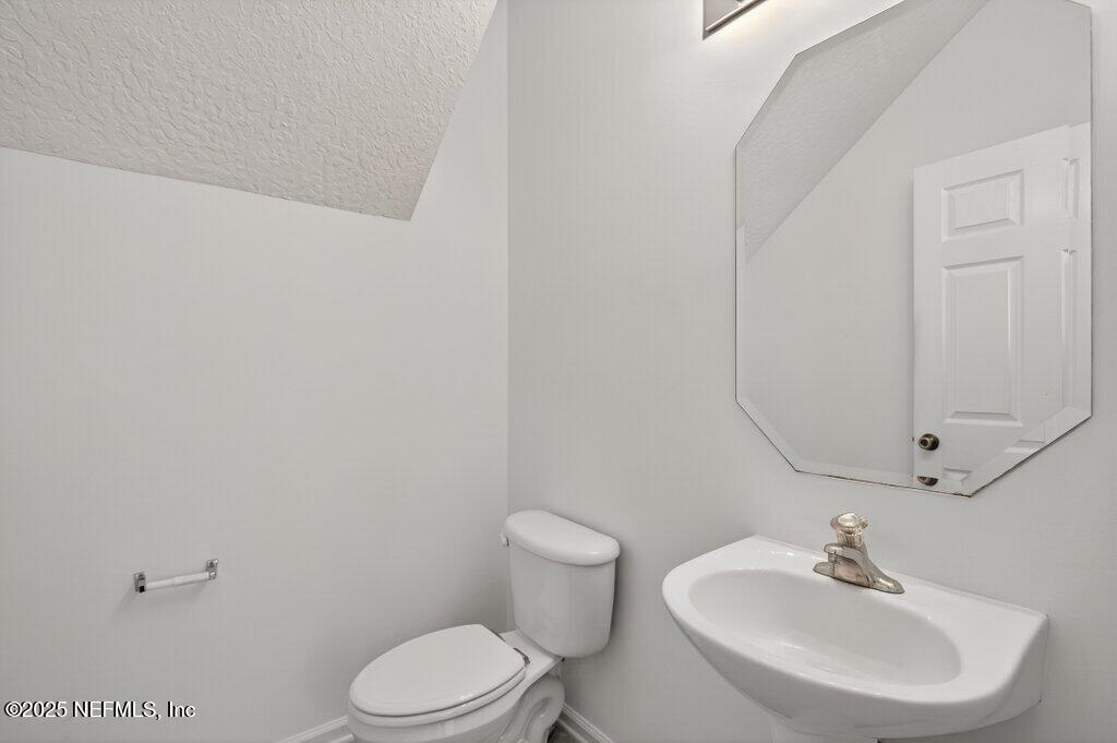 12301 KERNAN FOREST Boulevard, 1604