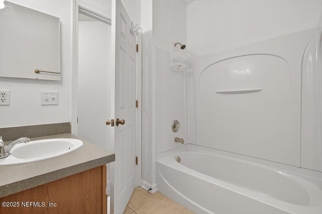 12301 KERNAN FOREST Boulevard, 1604