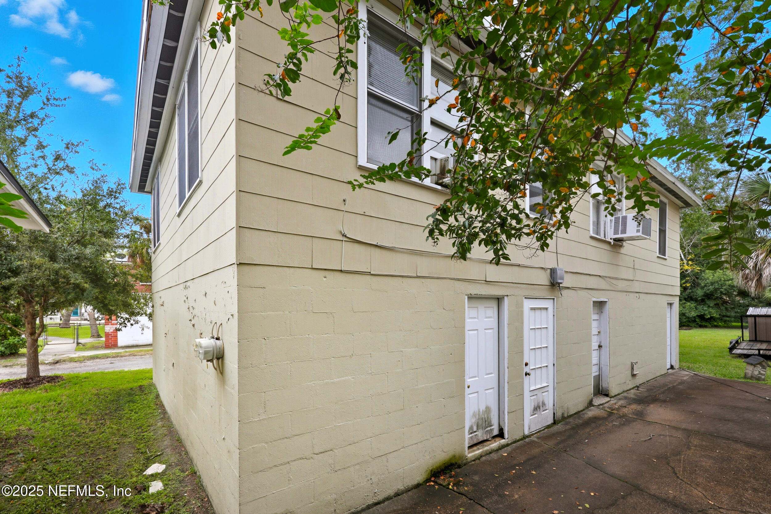 2512 COLLEGE Street, UNITS 1-4