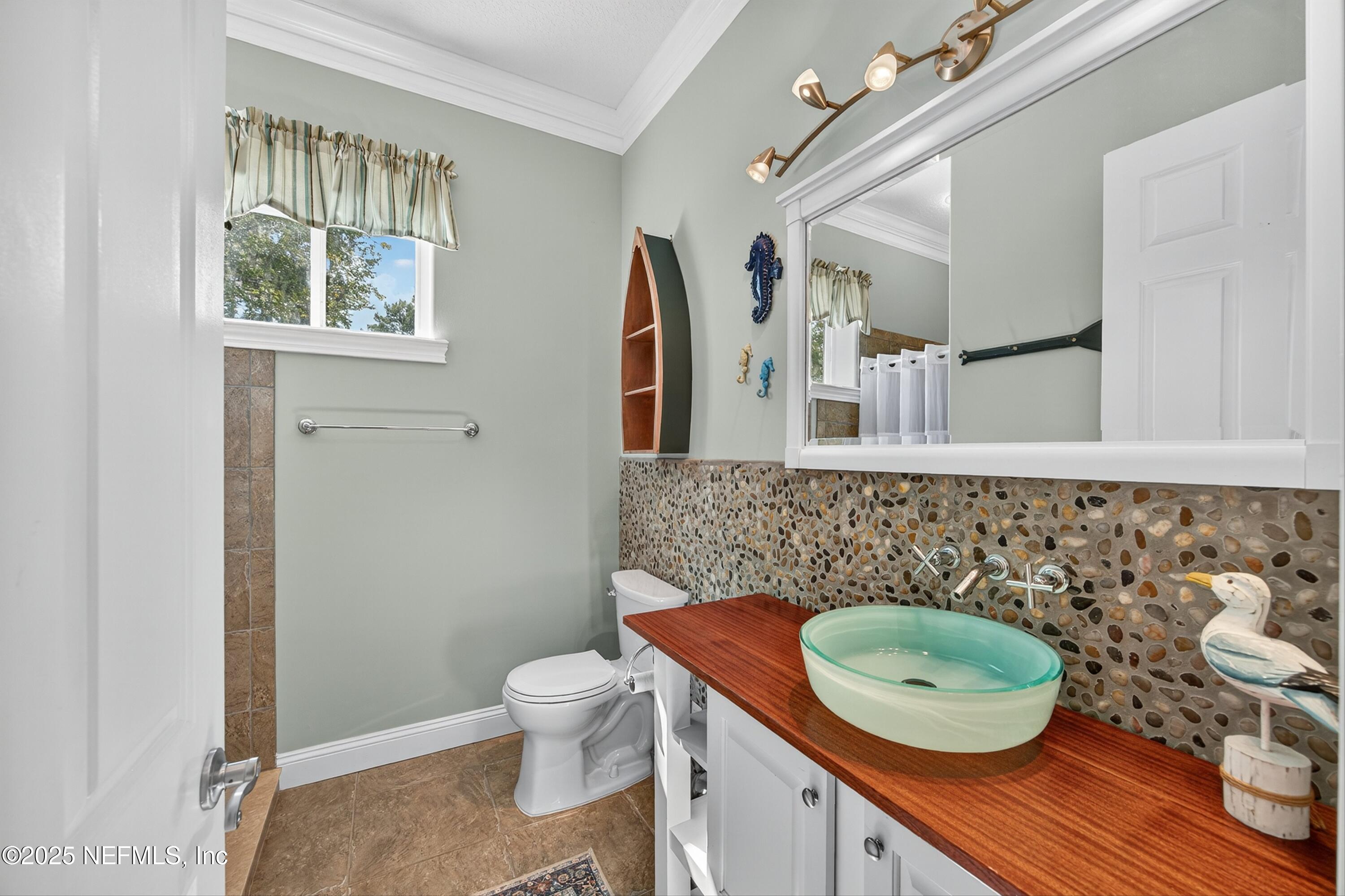 301 SARATOGA Drive, Satsuma