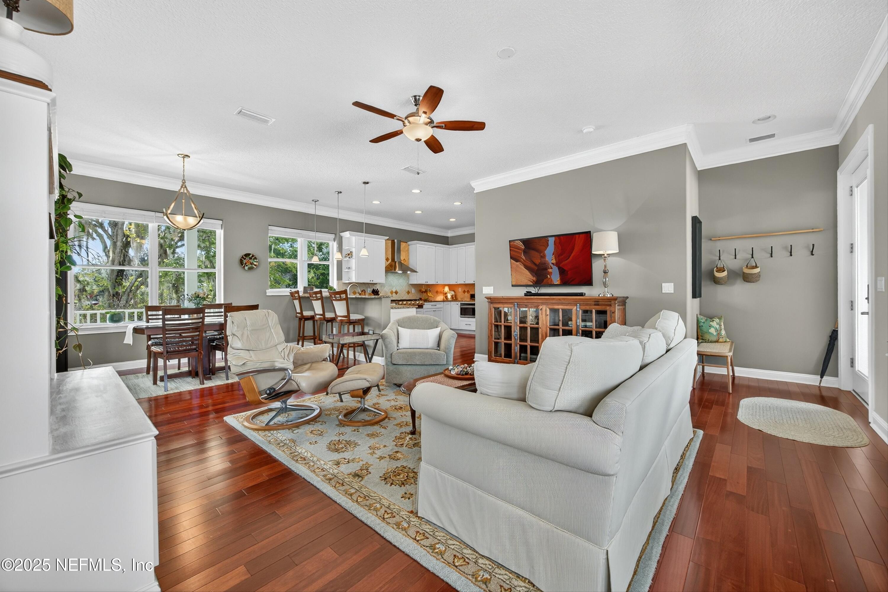 301 SARATOGA Drive, Satsuma