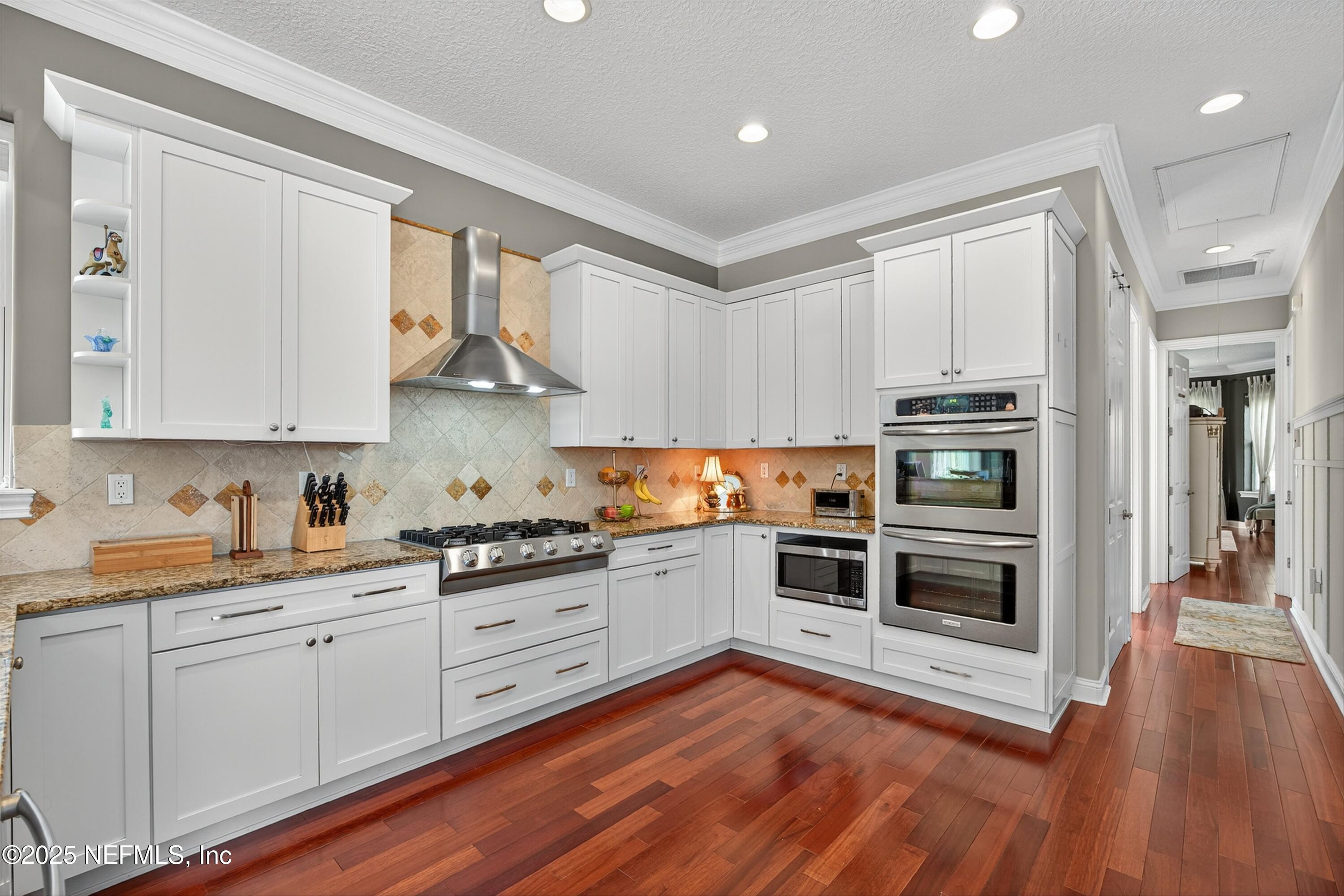 301 SARATOGA Drive, Satsuma