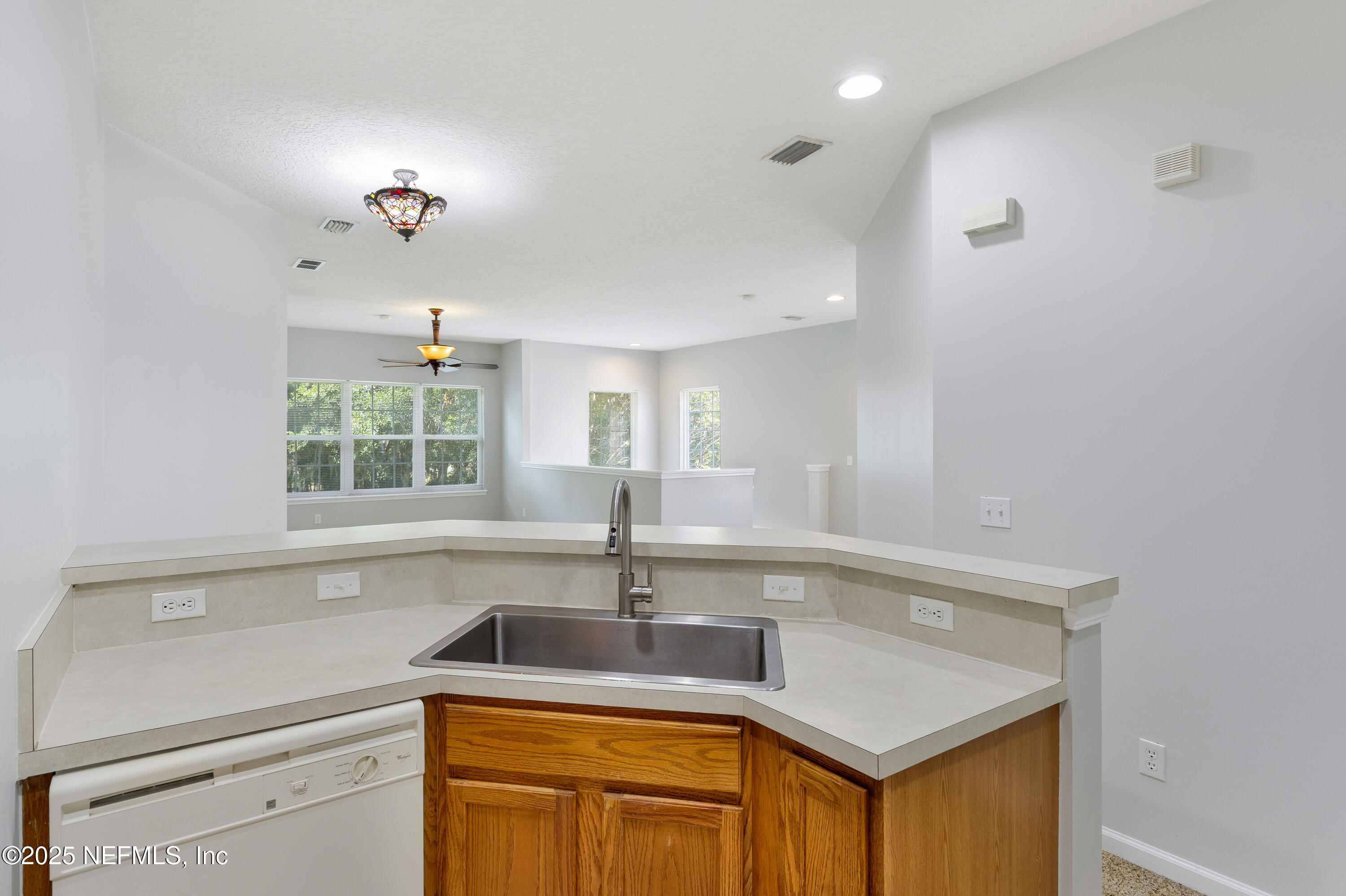 12301 KERNAN FOREST Boulevard 207