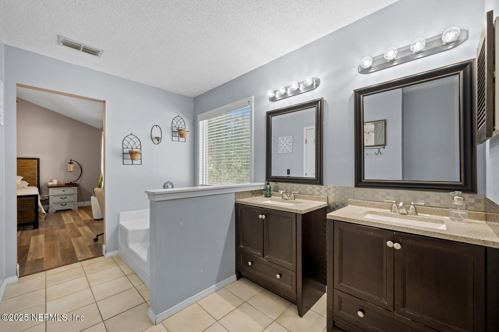 586 HIBERNIA OAKS Drive, Fleming Island