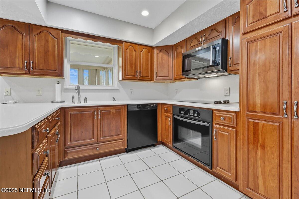 6717 POTTSBURG CREEK Trail, Jacksonville