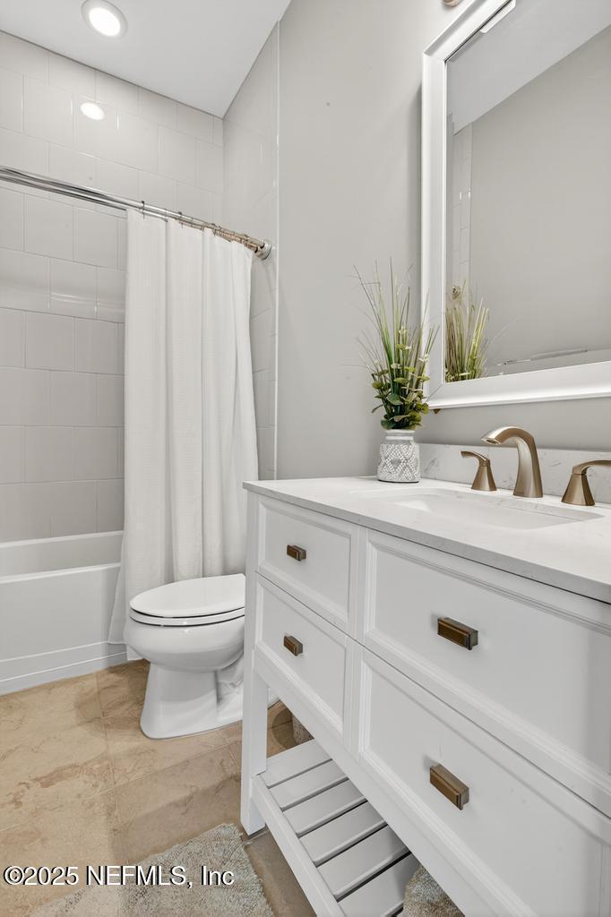 215 VALLEY GROVE Drive, Ponte Vedra