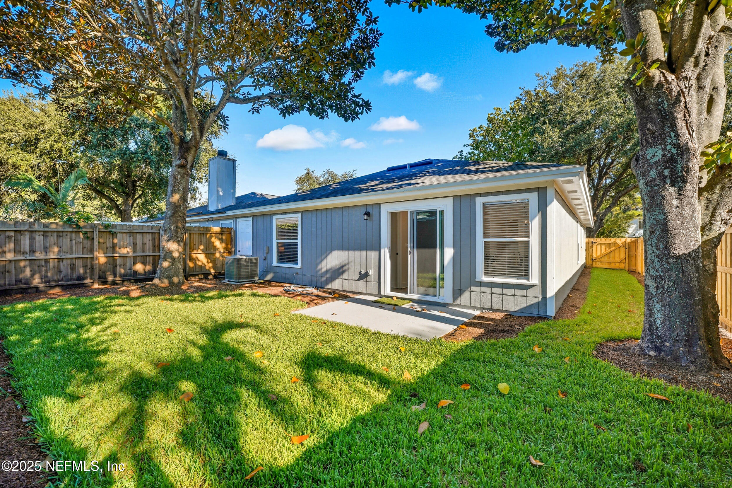 88 W 5TH Street, Atlantic Beach