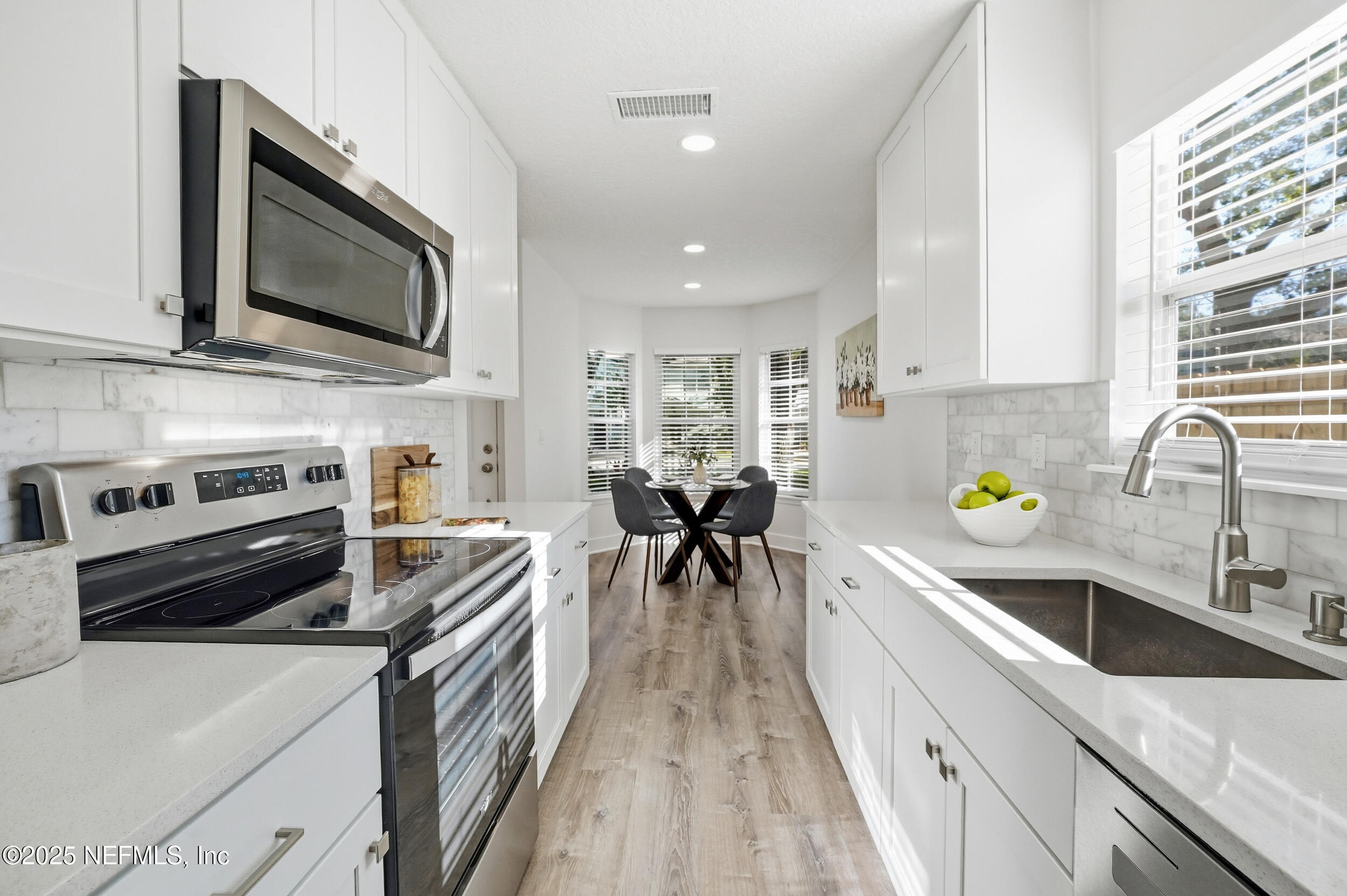 88 W 5TH Street, Atlantic Beach