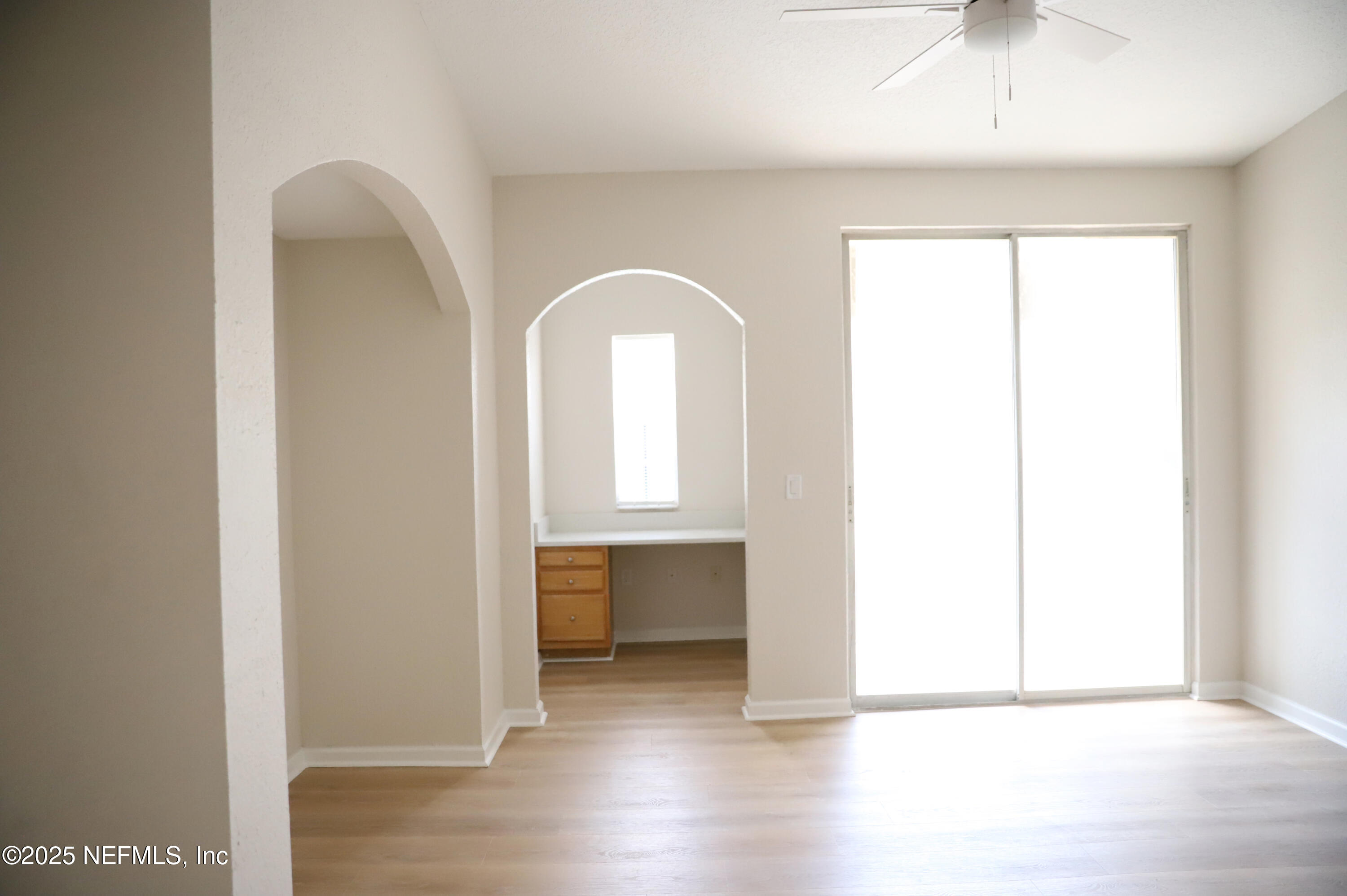 10075 GATE Parkway N 1806