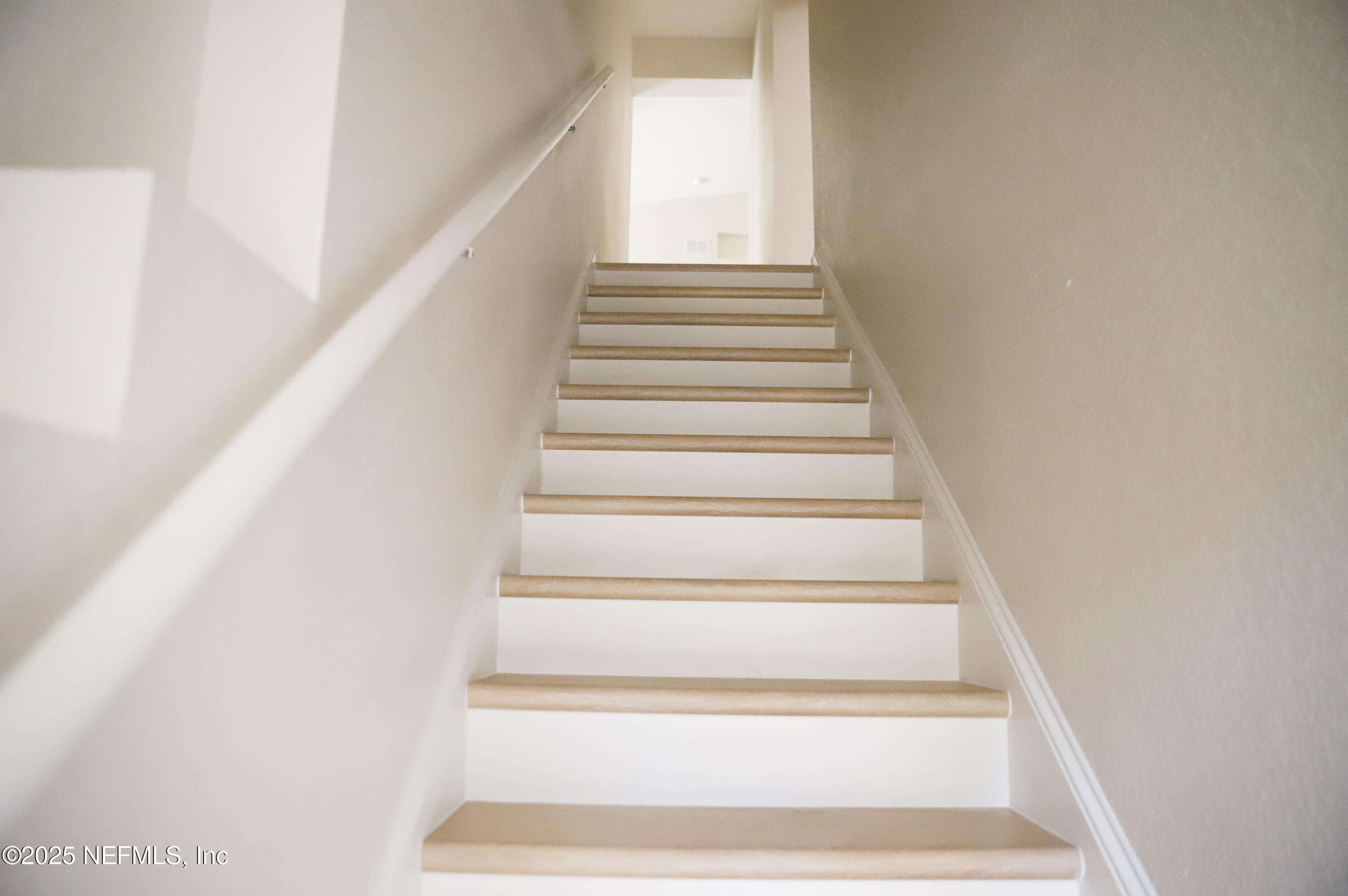 10075 GATE Parkway N 1806