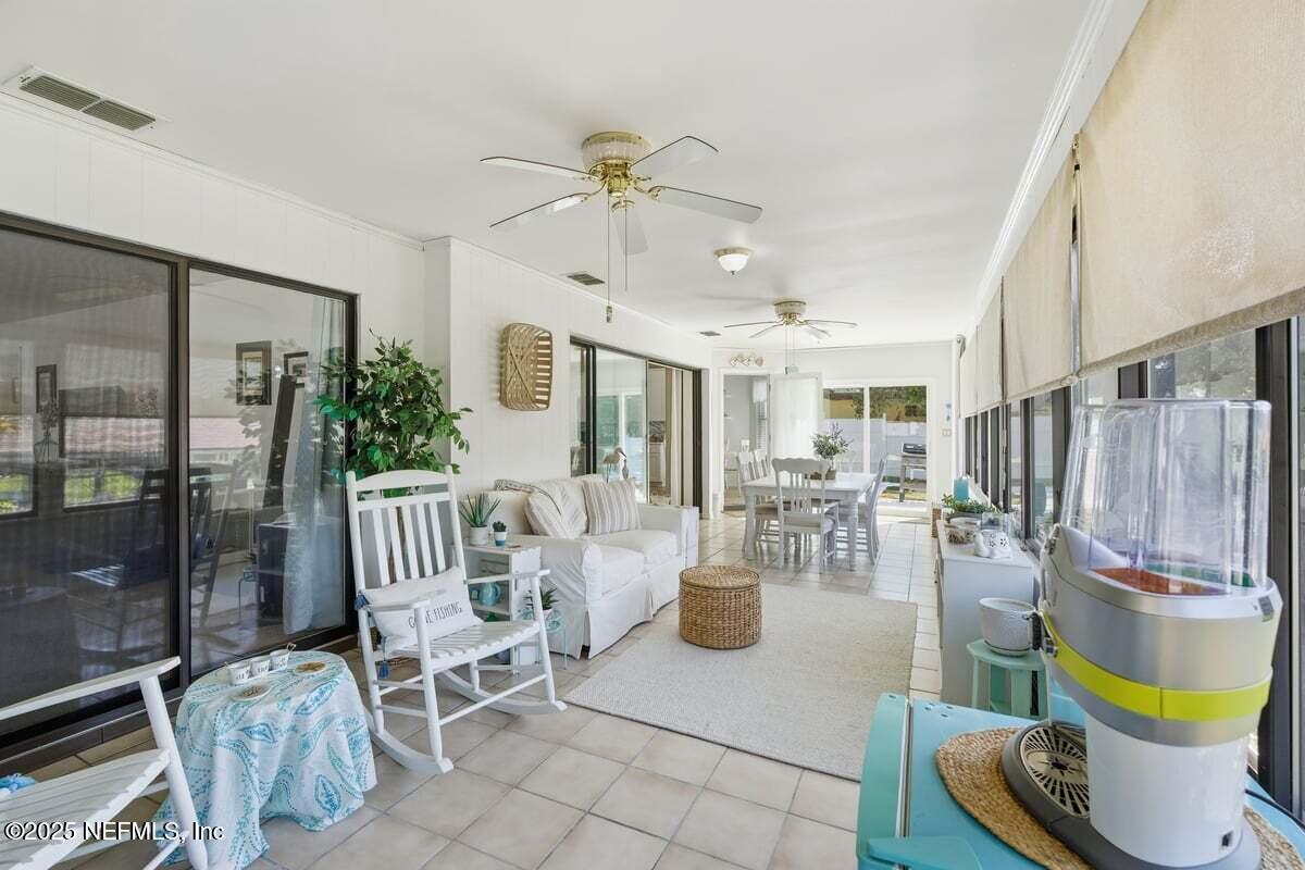 18 CLEARVIEW Court S, Palm Coast