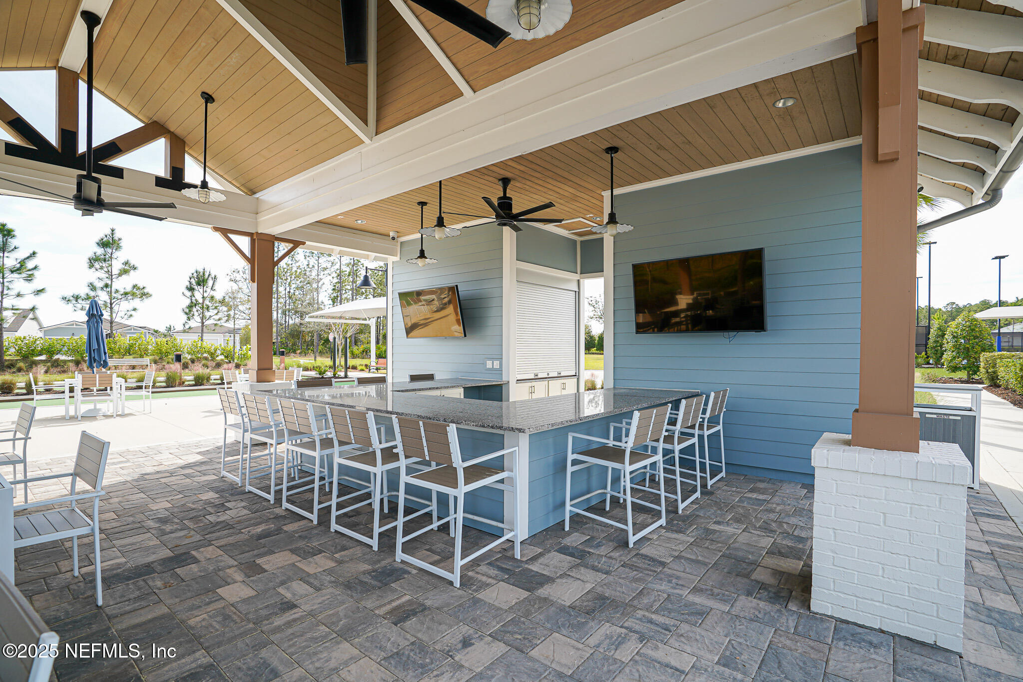 109 FLY LINE Drive, St. Johns