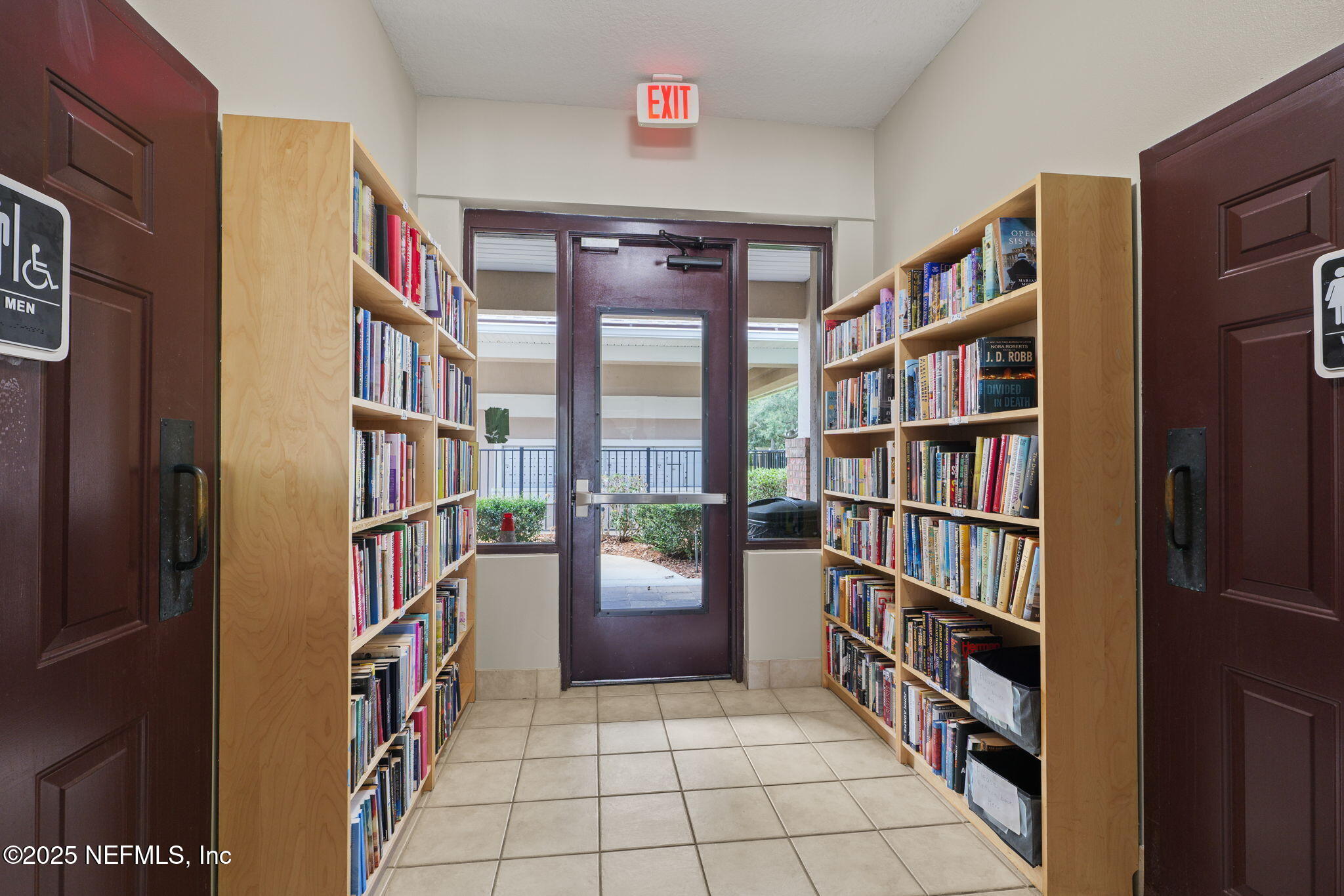 6490 WHITE BLOSSOM Circle, 26F, Jacksonville Unit: 26F