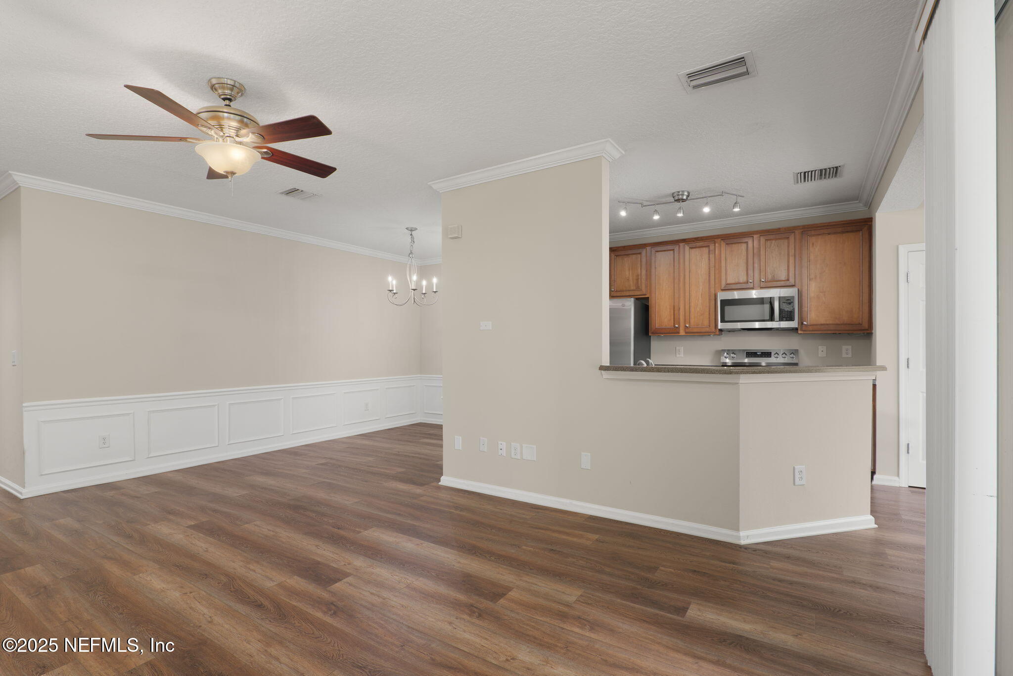 6490 WHITE BLOSSOM Circle, 26F, Jacksonville Unit: 26F