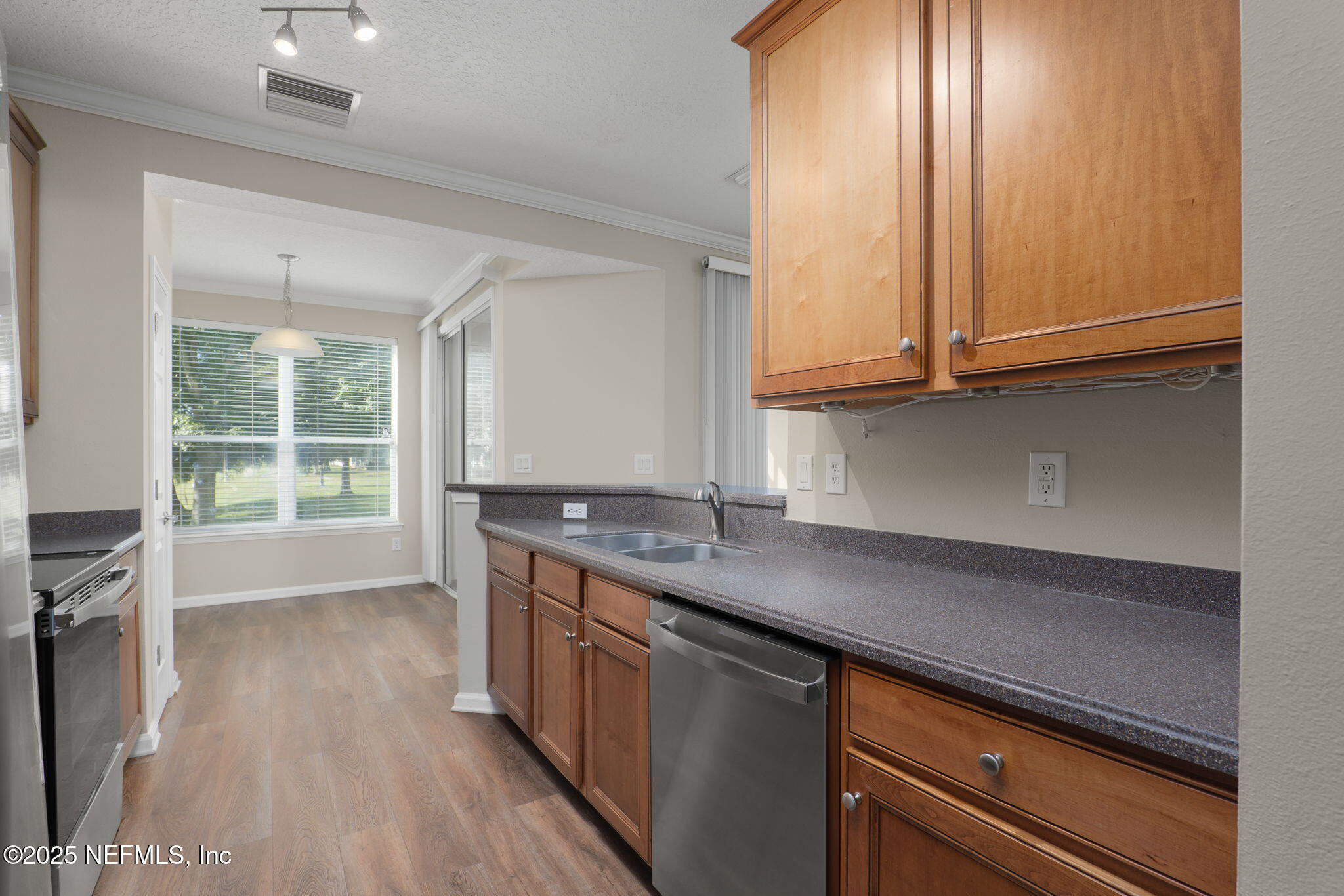 6490 WHITE BLOSSOM Circle, 26F, Jacksonville Unit: 26F