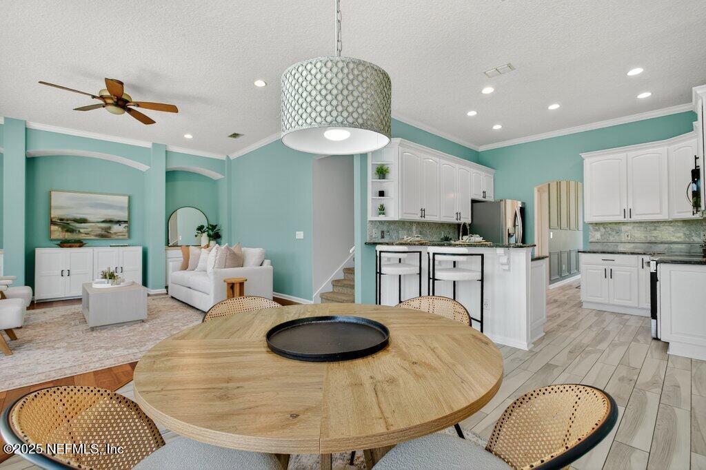 3528 BAY ISLAND Circle