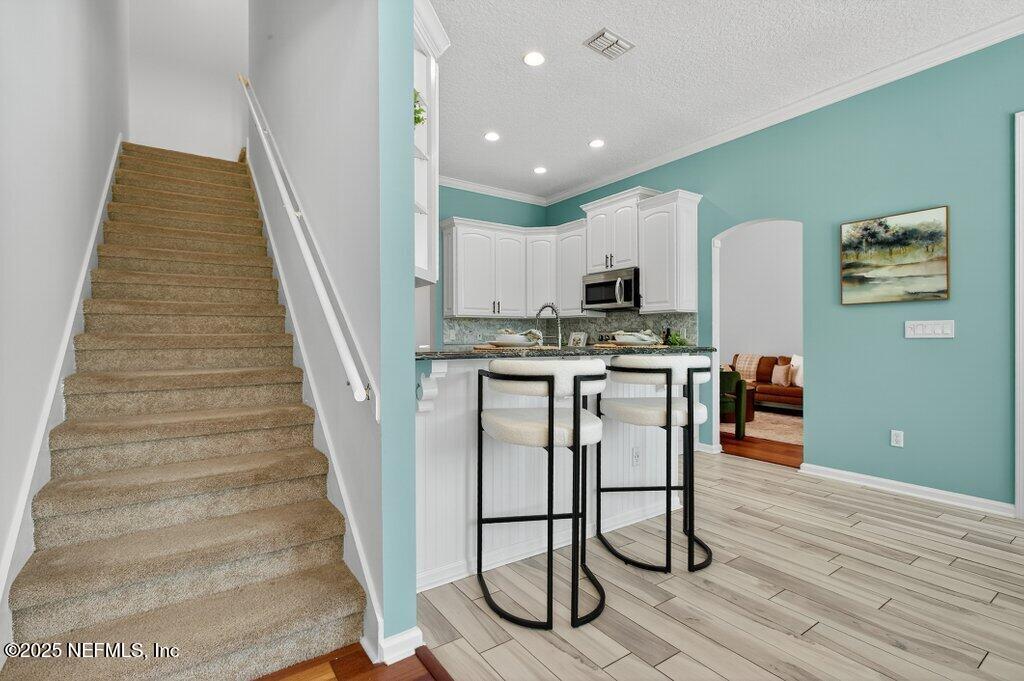 3528 BAY ISLAND Circle