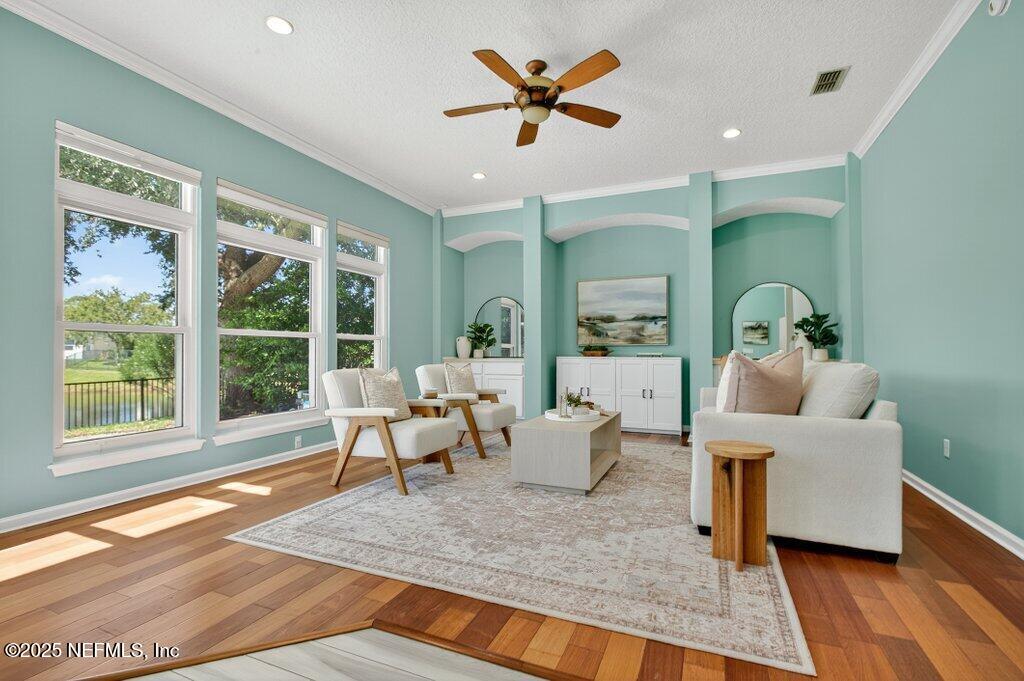 3528 BAY ISLAND Circle