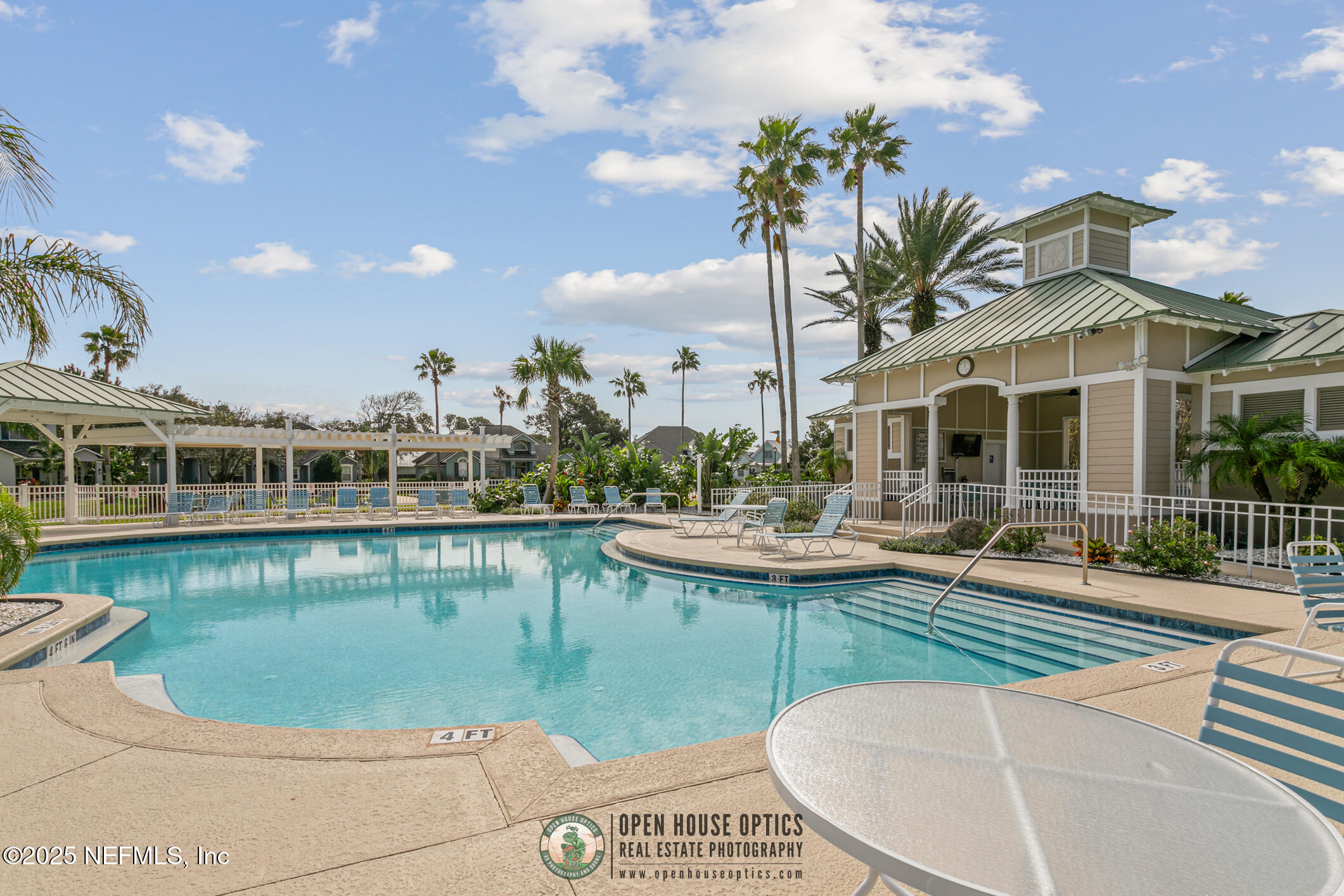 3528 BAY ISLAND Circle