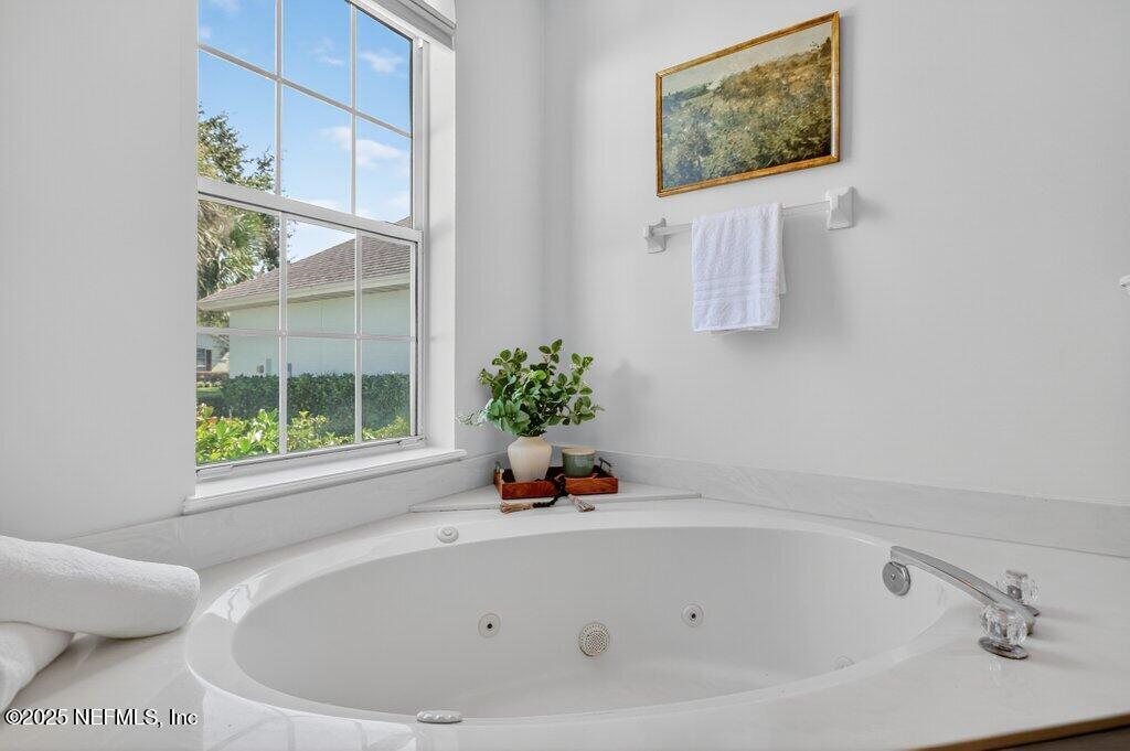 3528 BAY ISLAND Circle