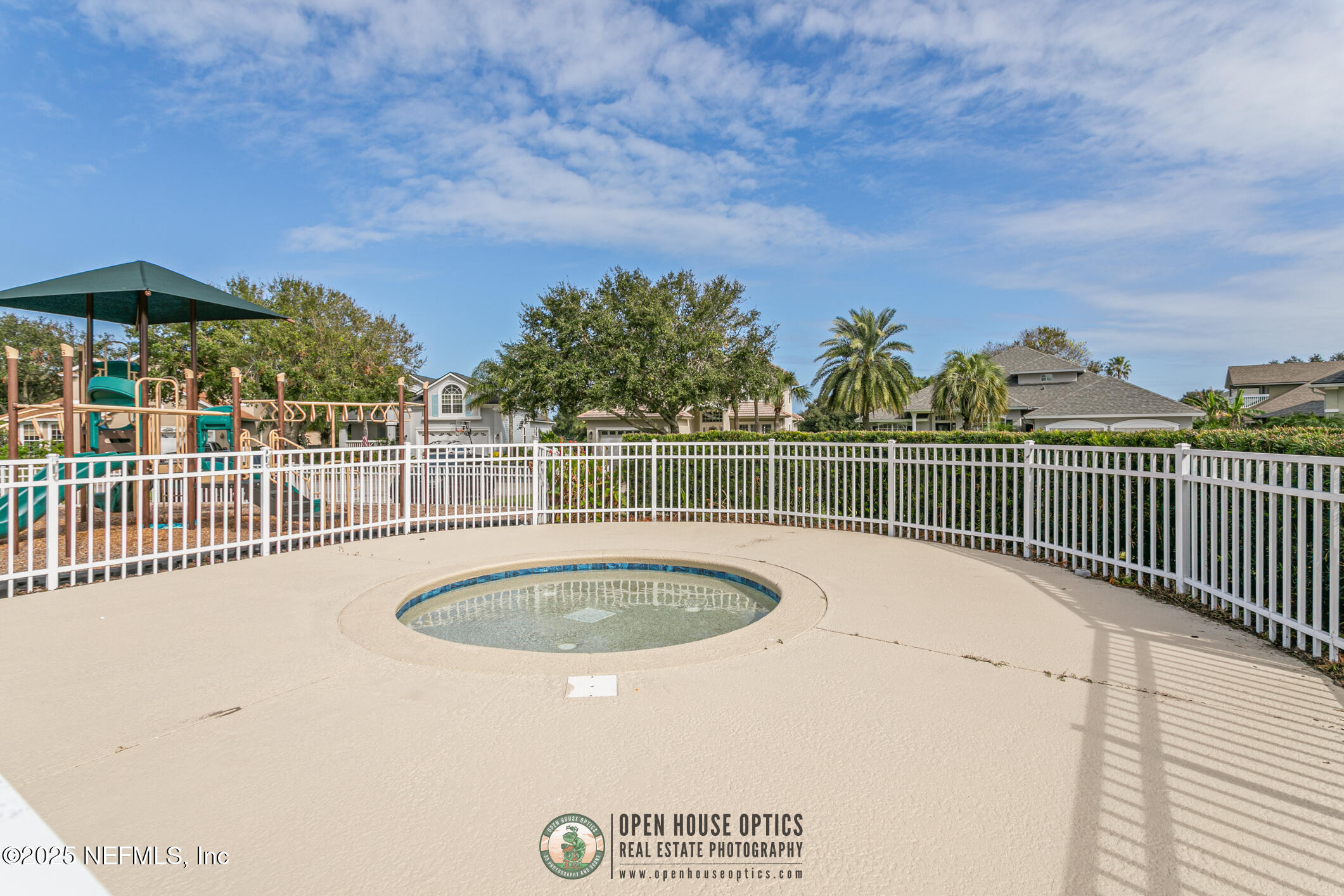 3528 BAY ISLAND Circle