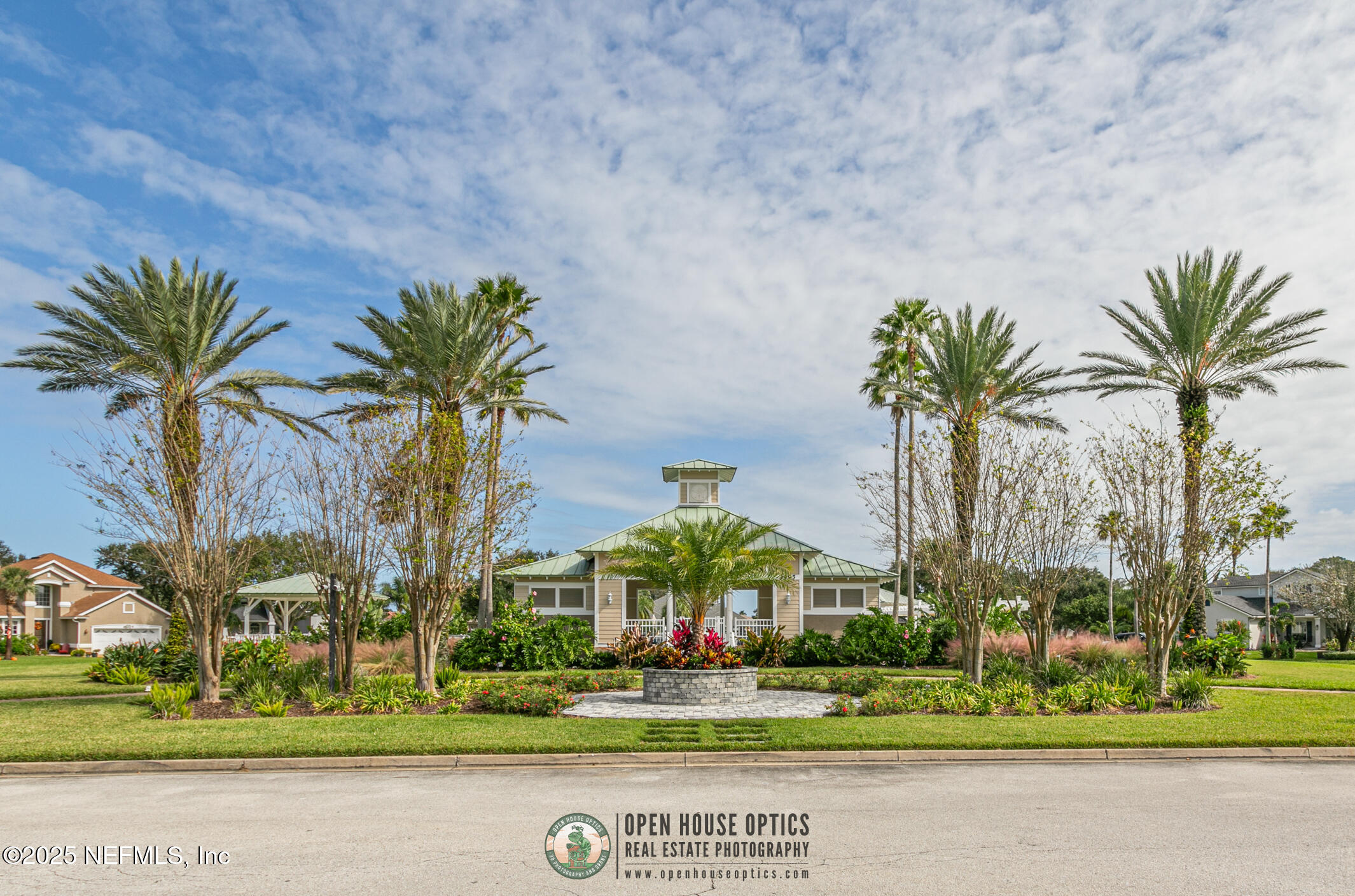 3528 BAY ISLAND Circle