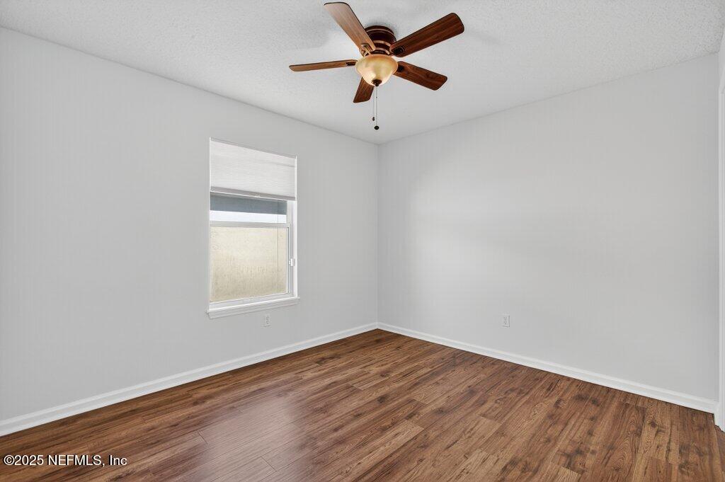 3528 BAY ISLAND Circle