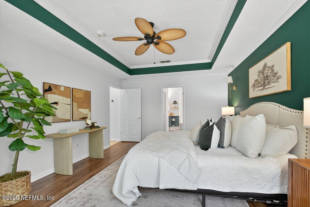 3528 BAY ISLAND Circle