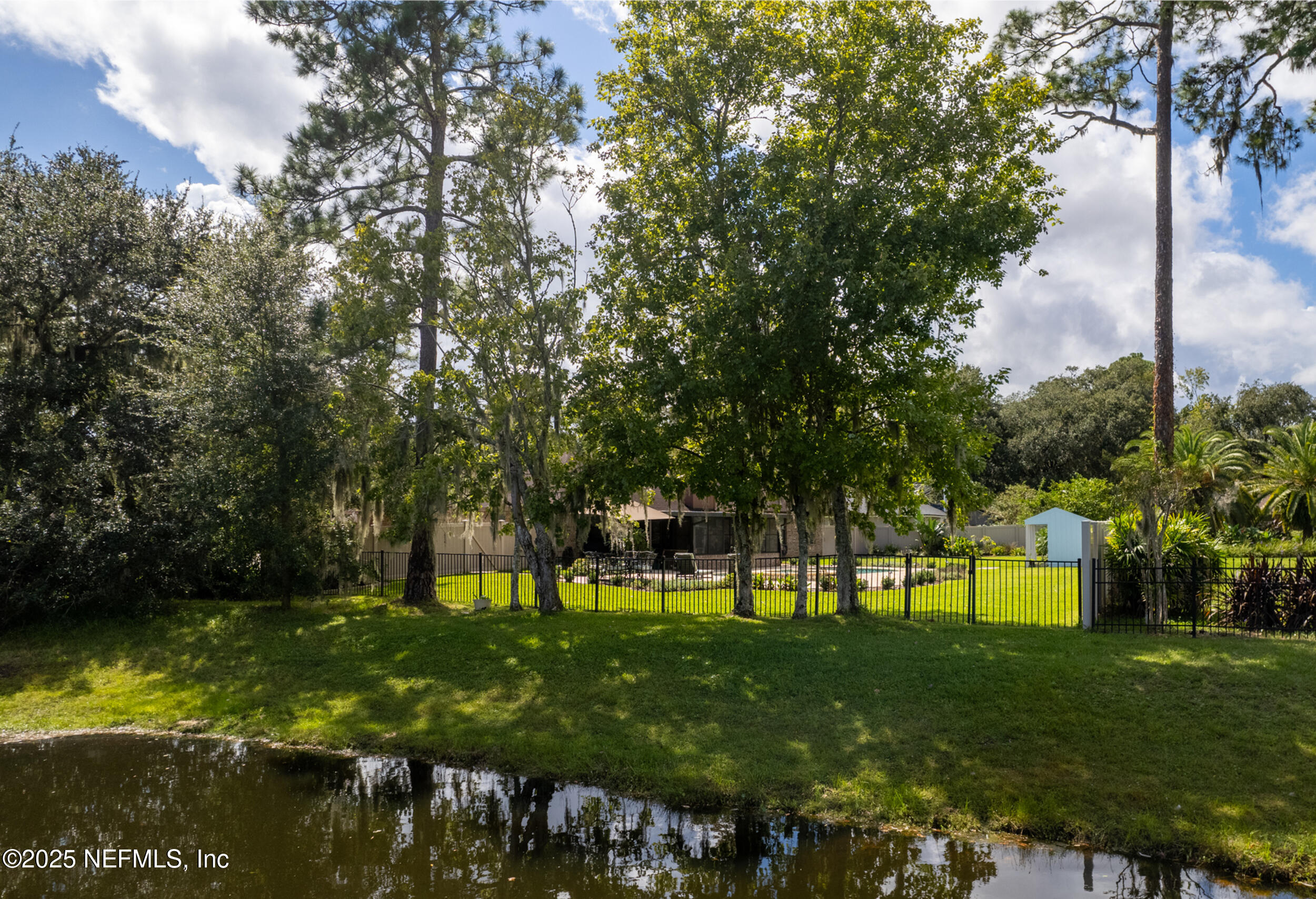 1627 RIVERGATE Trail