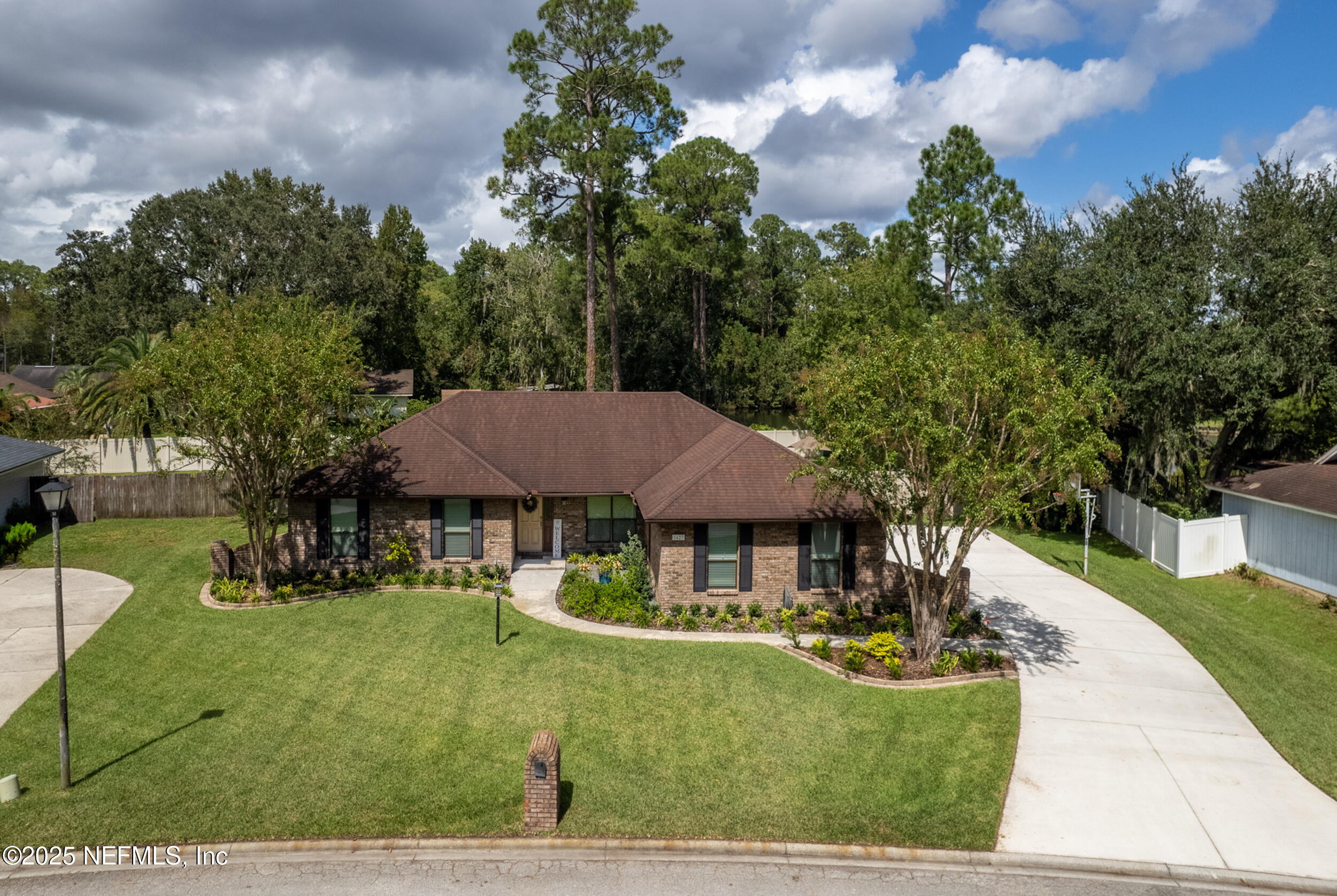 1627 RIVERGATE Trail