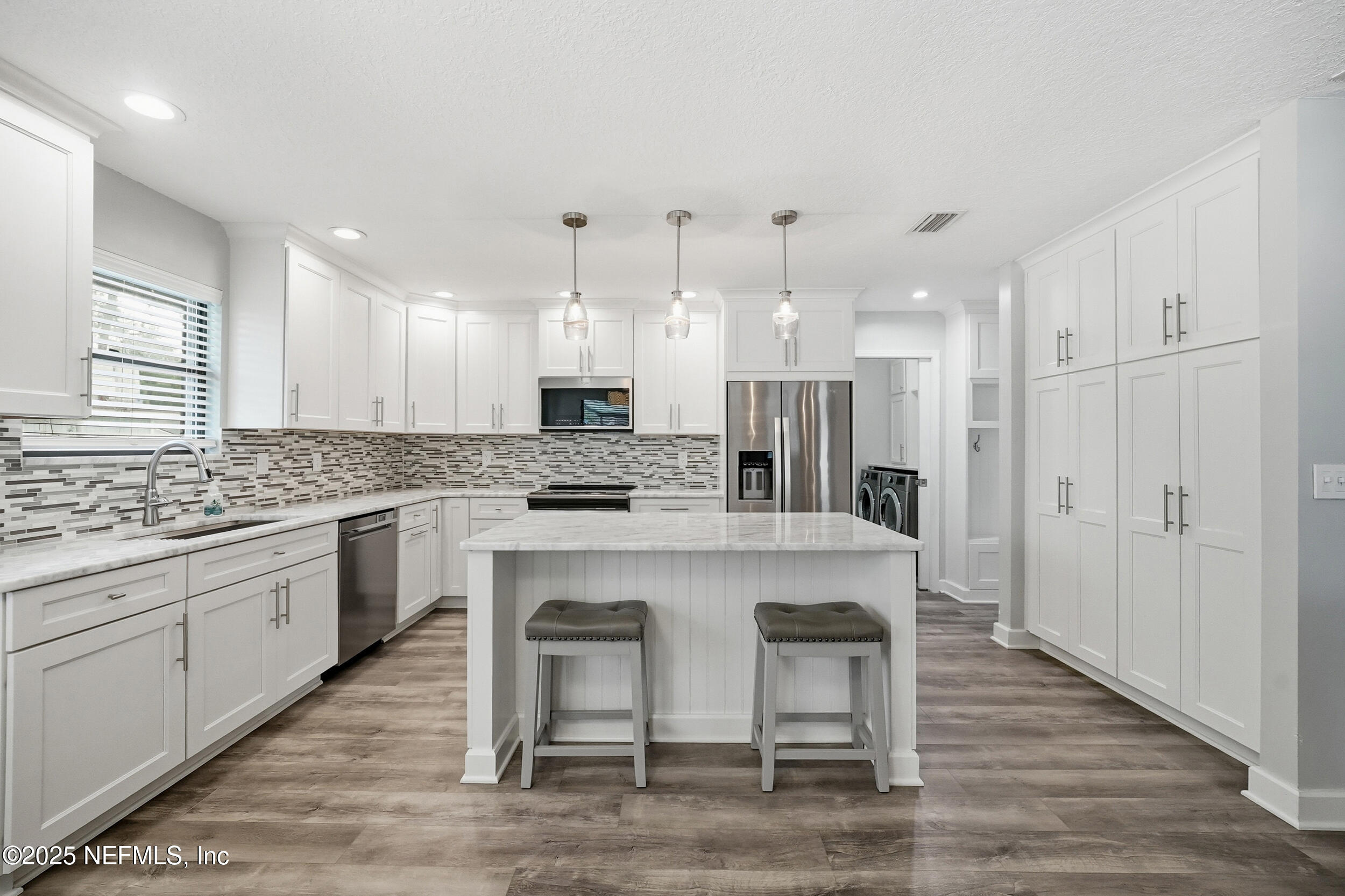 1627 RIVERGATE Trail