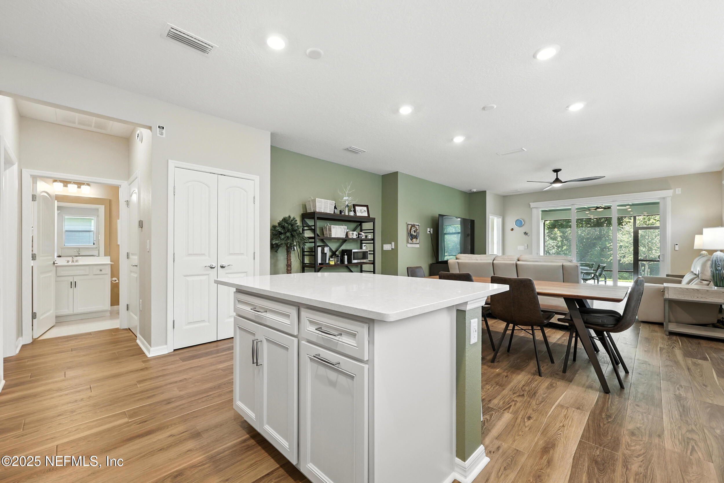 129 OYSTER SHELL Terrace