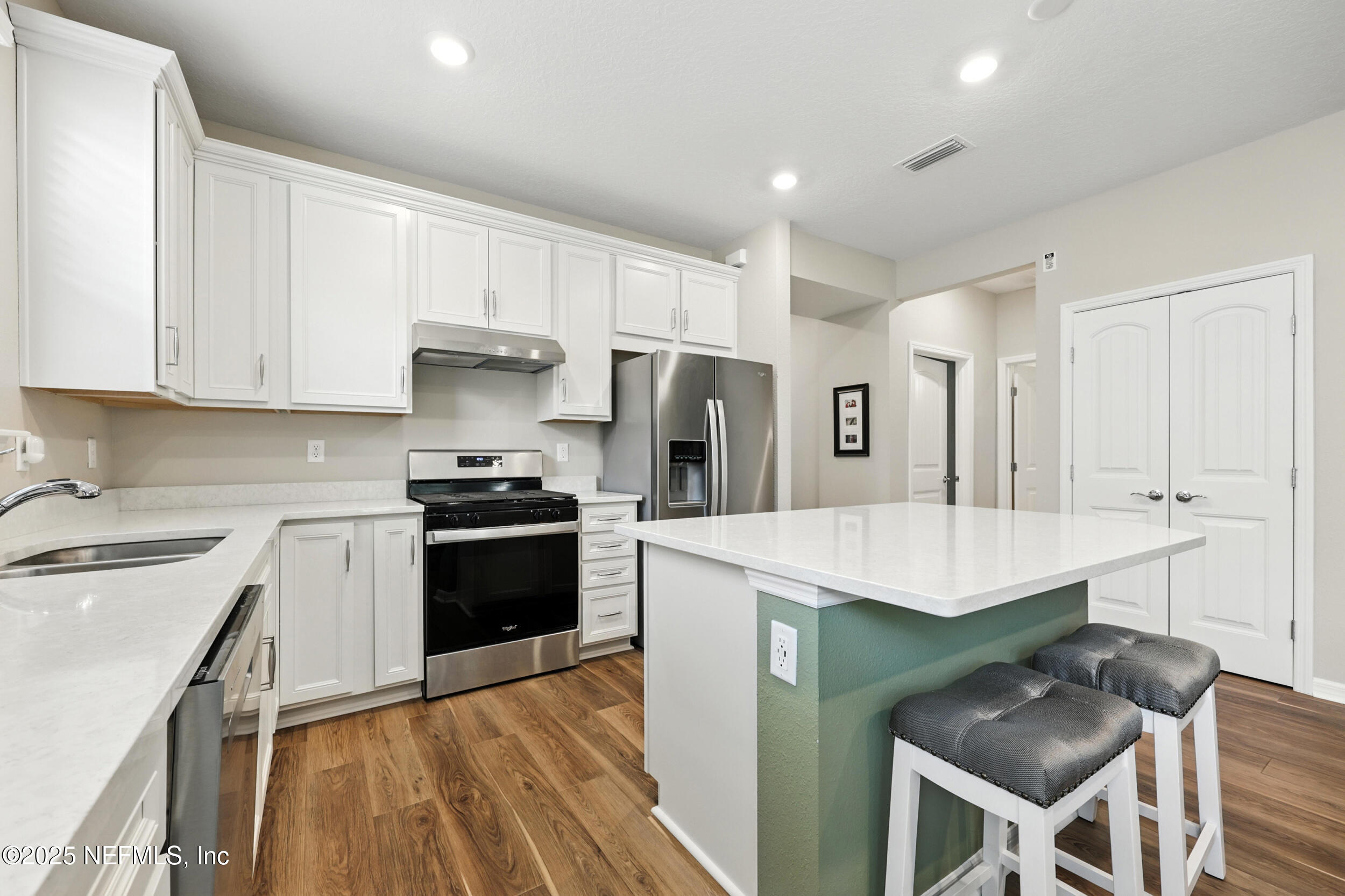 129 OYSTER SHELL Terrace