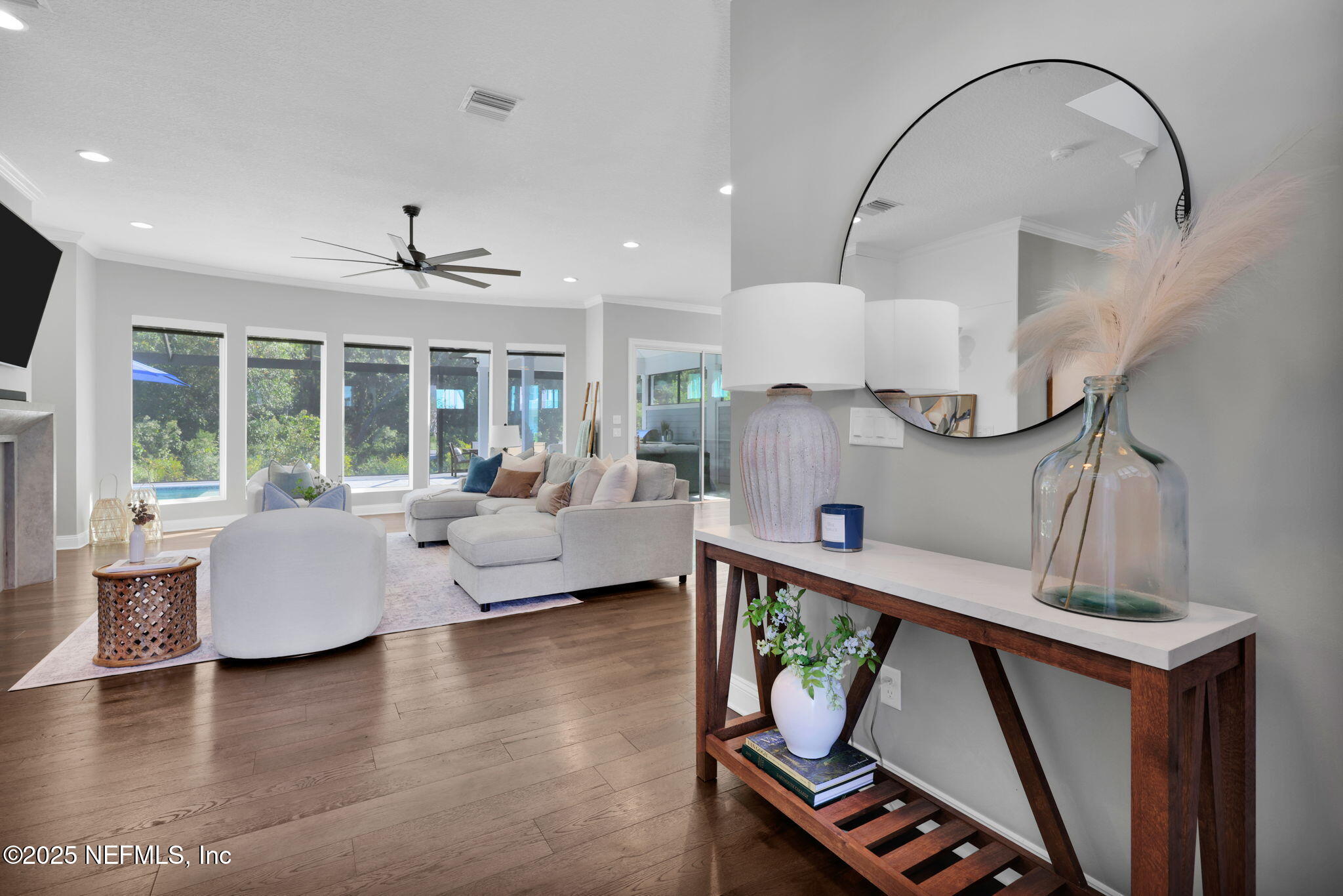 125 TIMBERCREEK Drive