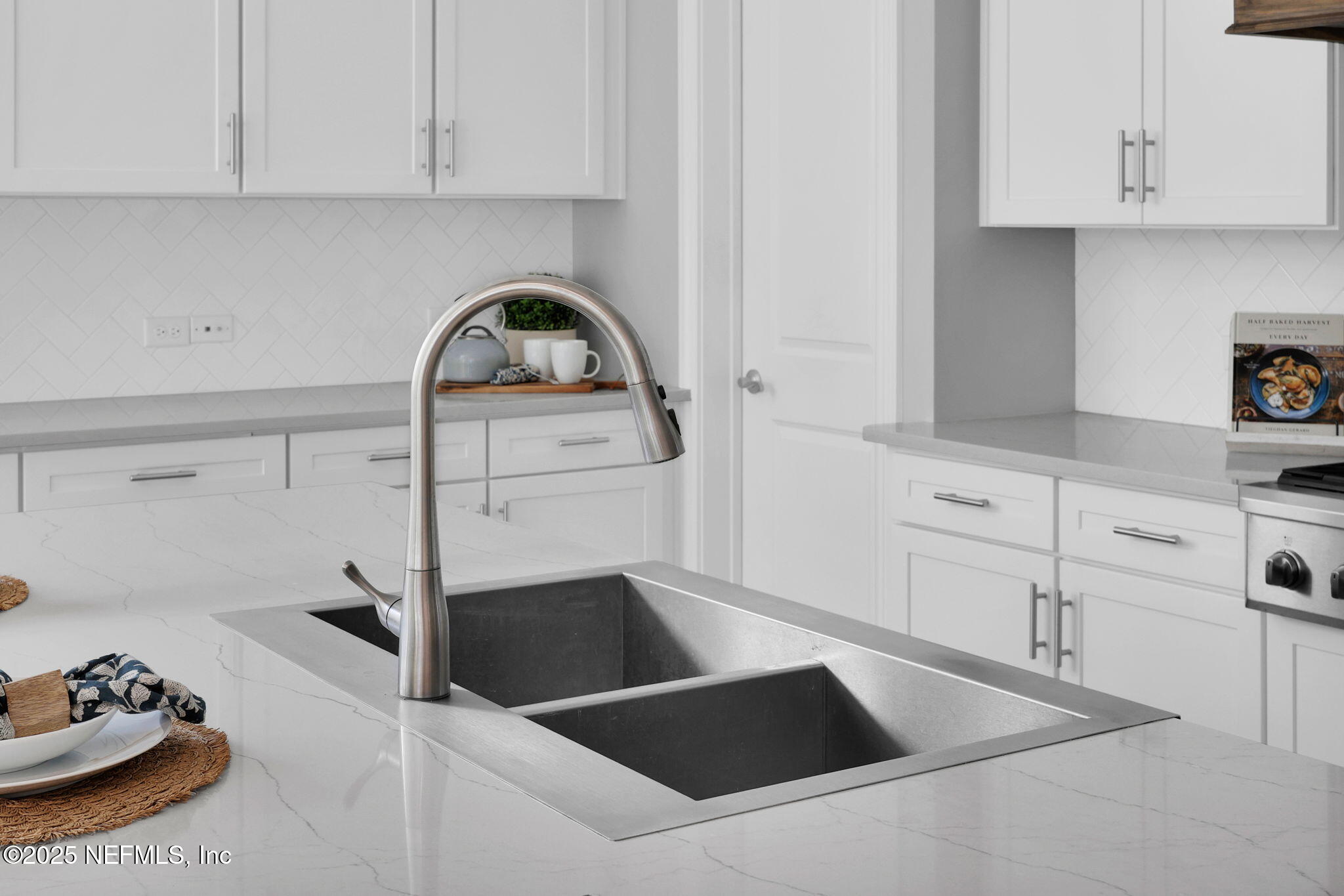 125 TIMBERCREEK Drive