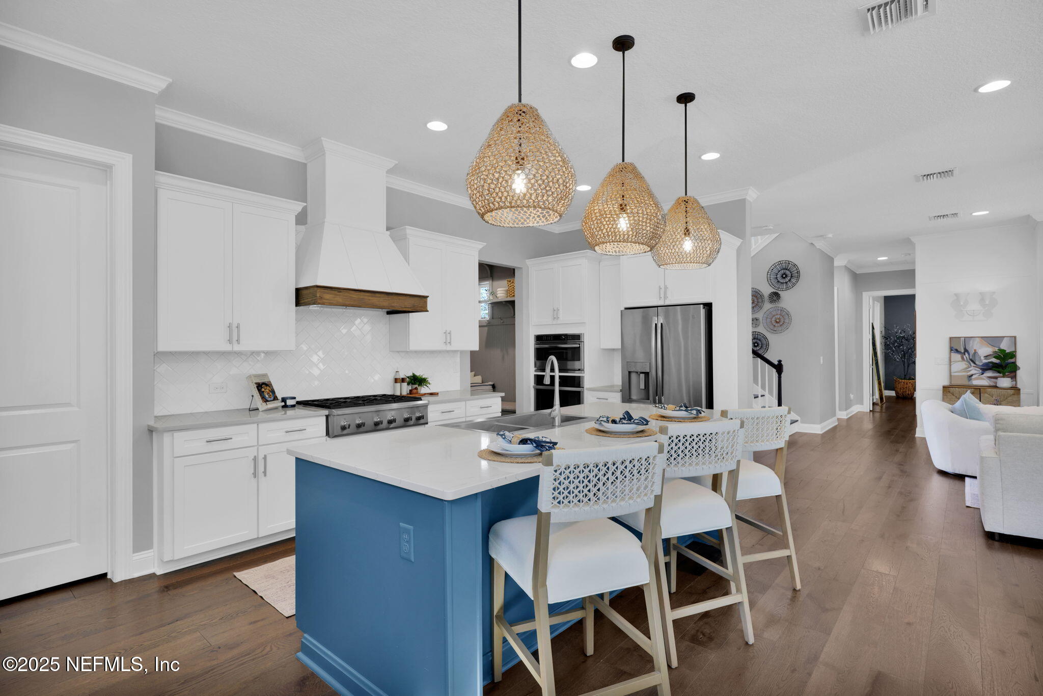 125 TIMBERCREEK Drive